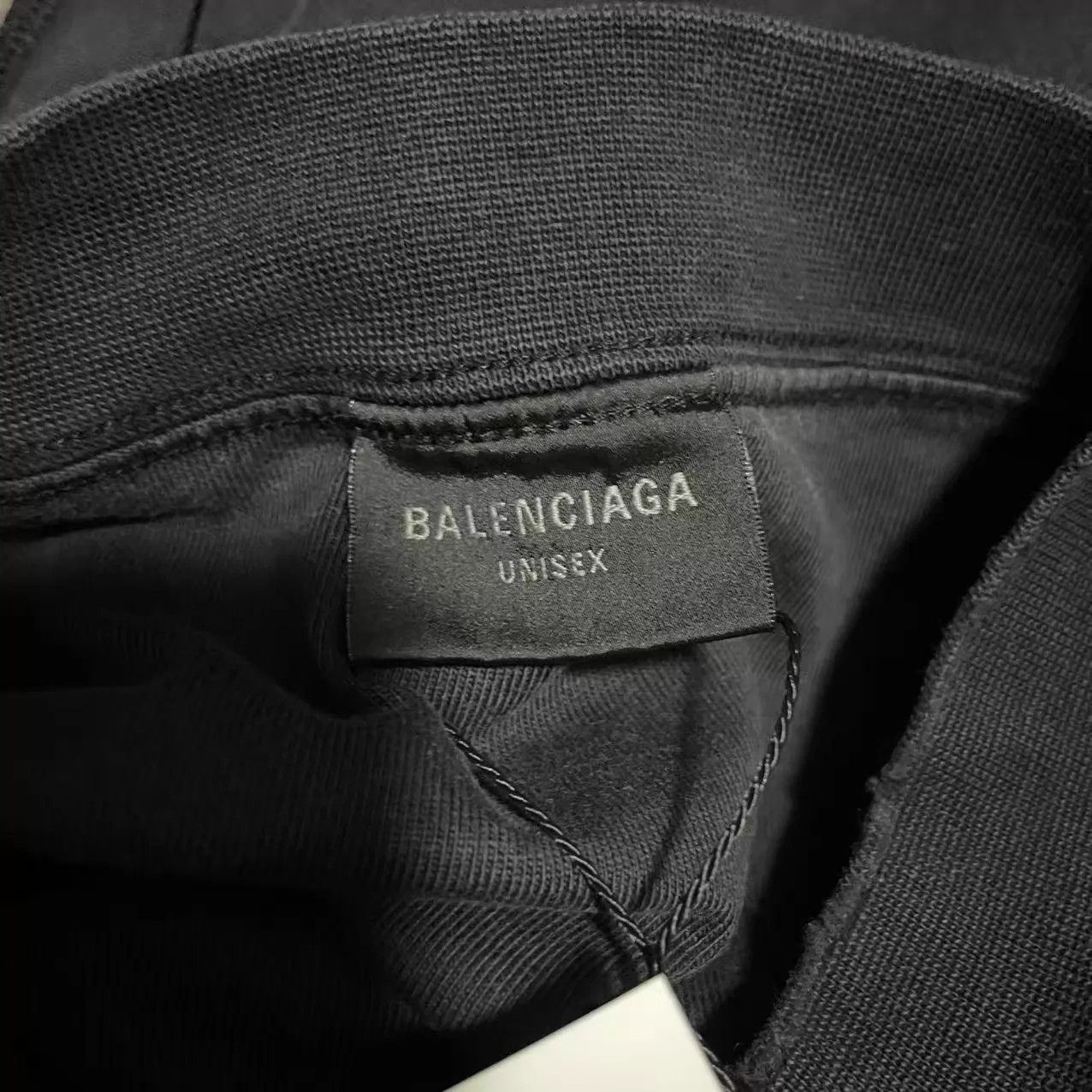 Balenciaga Balenciaga 25ss letter patch distressed longsleeve 4 Size US XL / EU 56 / 4 - 3 Thumbnail