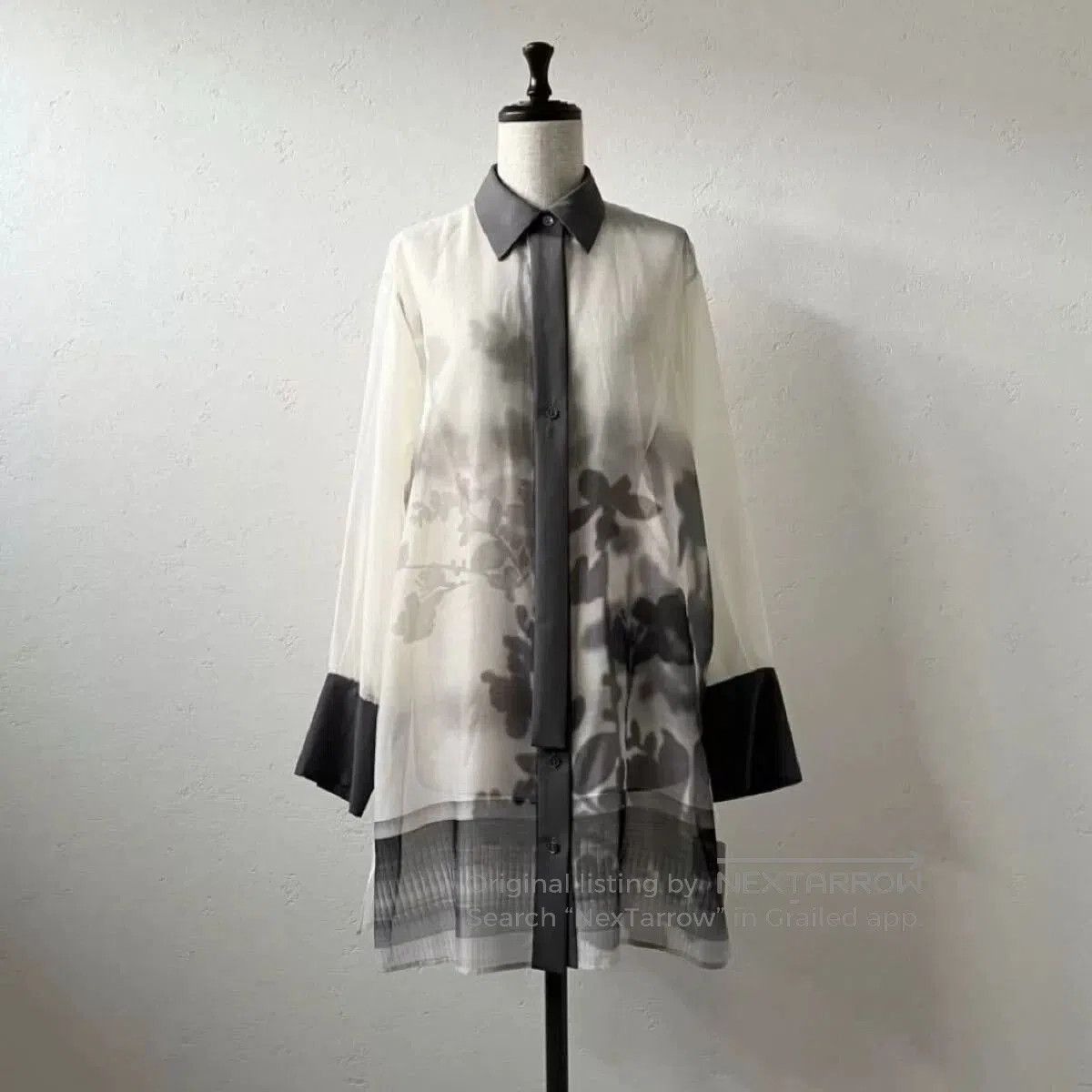 Other Sheer Black and White Floral Blouse. Size S / US 4 / IT 40 - 1 Thumbnail