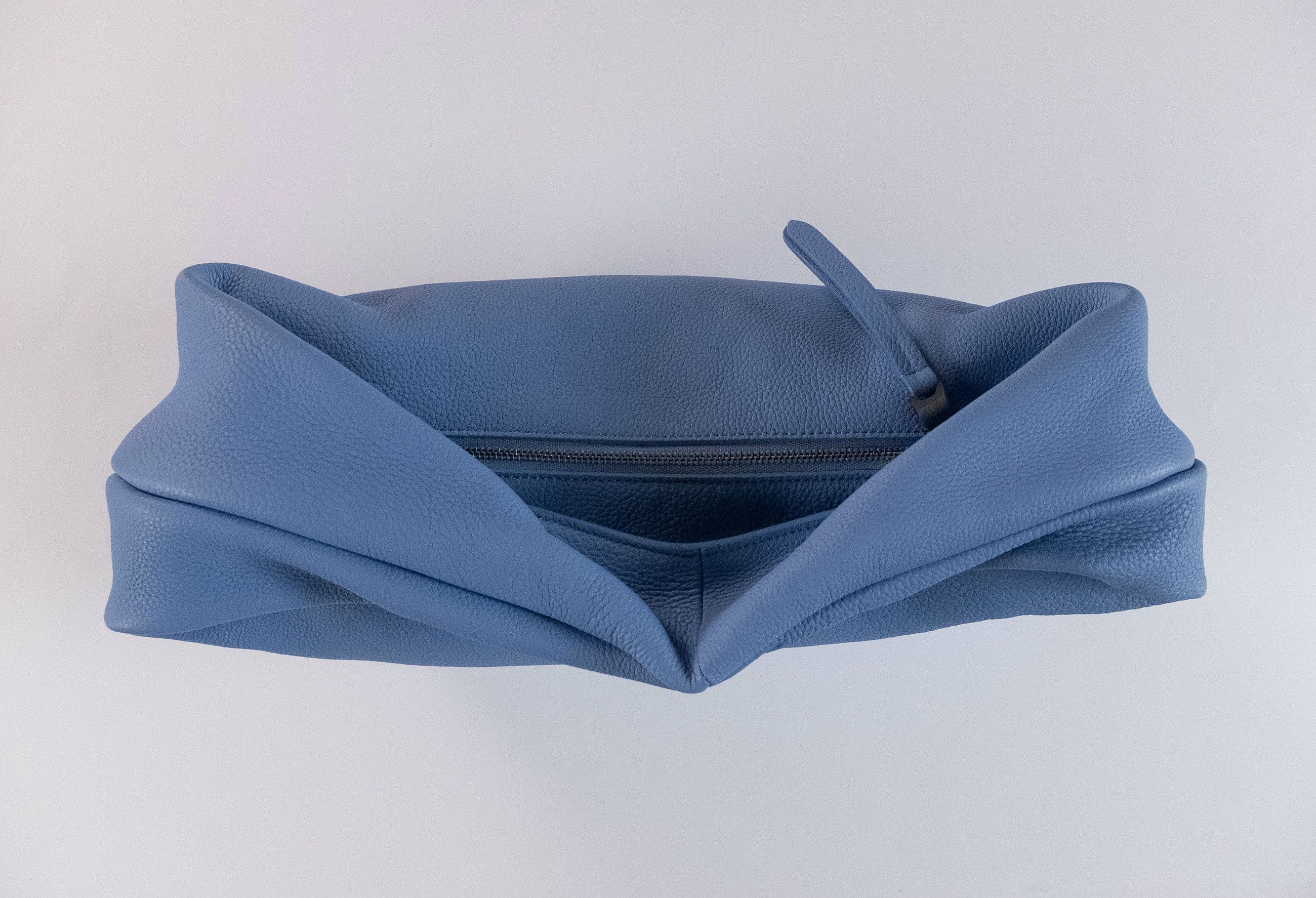 KHAITE KHAITE Olivia medium blue grained leather hobo bag Size ONE SIZE - 5 Thumbnail