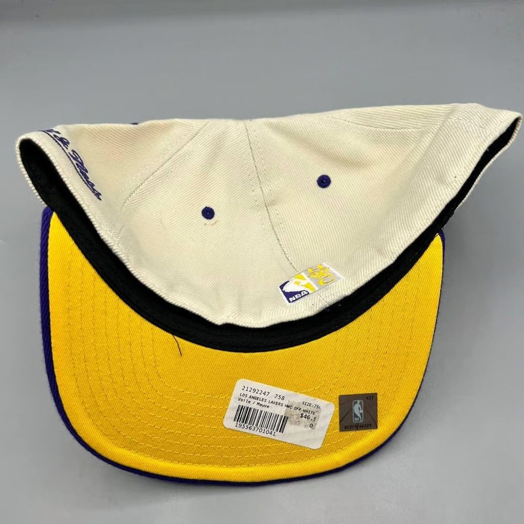 Mitchell & Ness Los Angeles LA Lakers Hat Men 7 5/8 Off White NBA Fitted Cap Size ONE SIZE - 7 Thumbnail