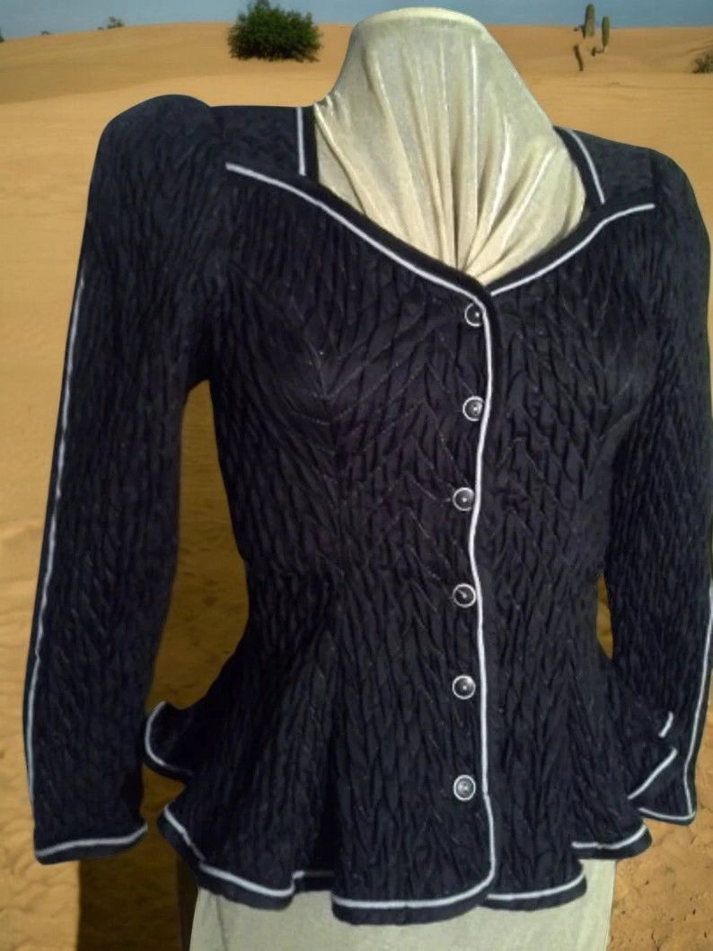 Vintage Vintage Jeanne Marc Quilted Peplum Jacket Size M / US 6-8 / IT 42-44 - 1 Thumbnail