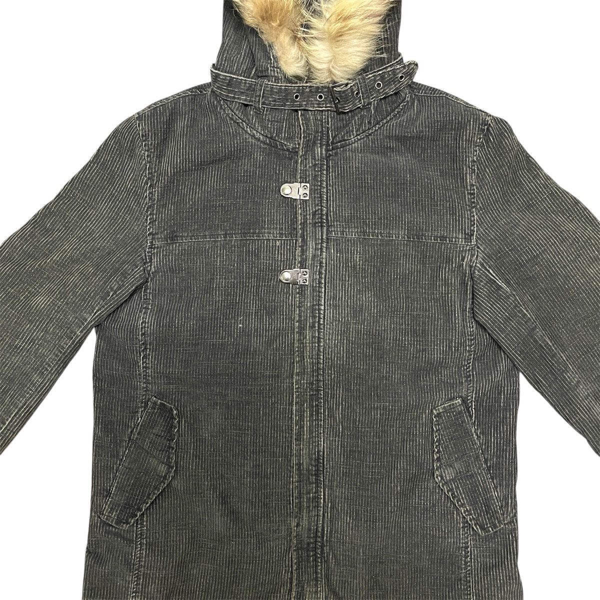 In The Attic Vintage In The Attic Hooded Jacket With Faux Fur Trim Size US L / EU 52-54 / 3 - 6 Thumbnail