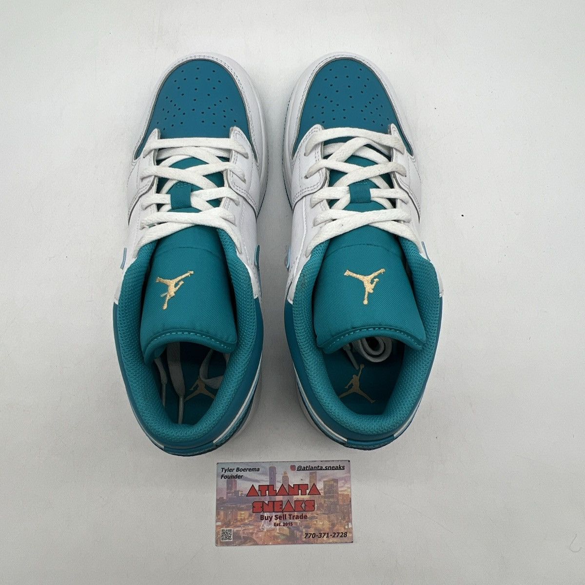 Nike Air Jordan 1 Low aquatone Size US 7 / EU 40 - 6 Thumbnail