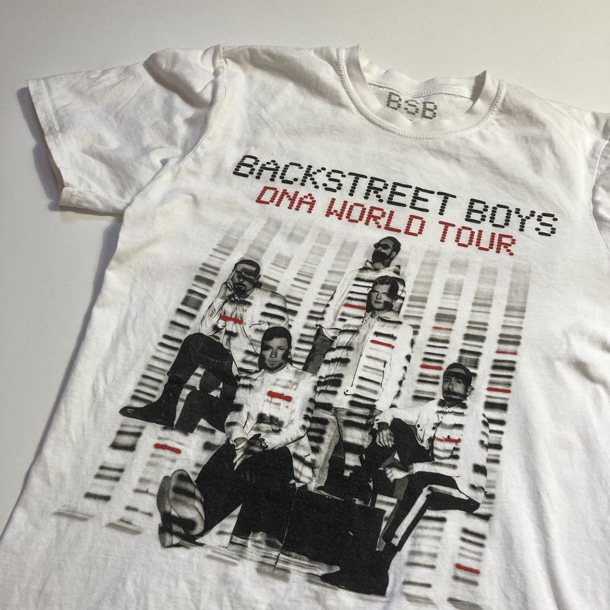 Rap Tees backstreet boys dna world tour pop rock rap band tee Size US M / EU 48-50 / 2 - 2 Thumbnail