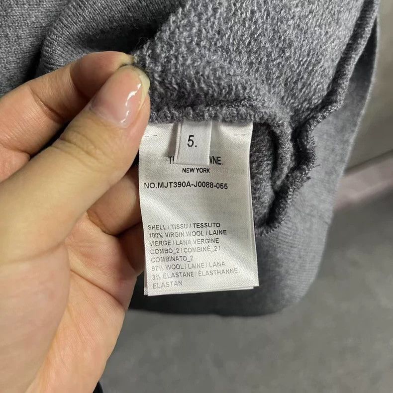 Thom Browne Thom browne The latest gray gray classic four-striped soli Size US XXL / EU 58 / 5 - 7 Thumbnail