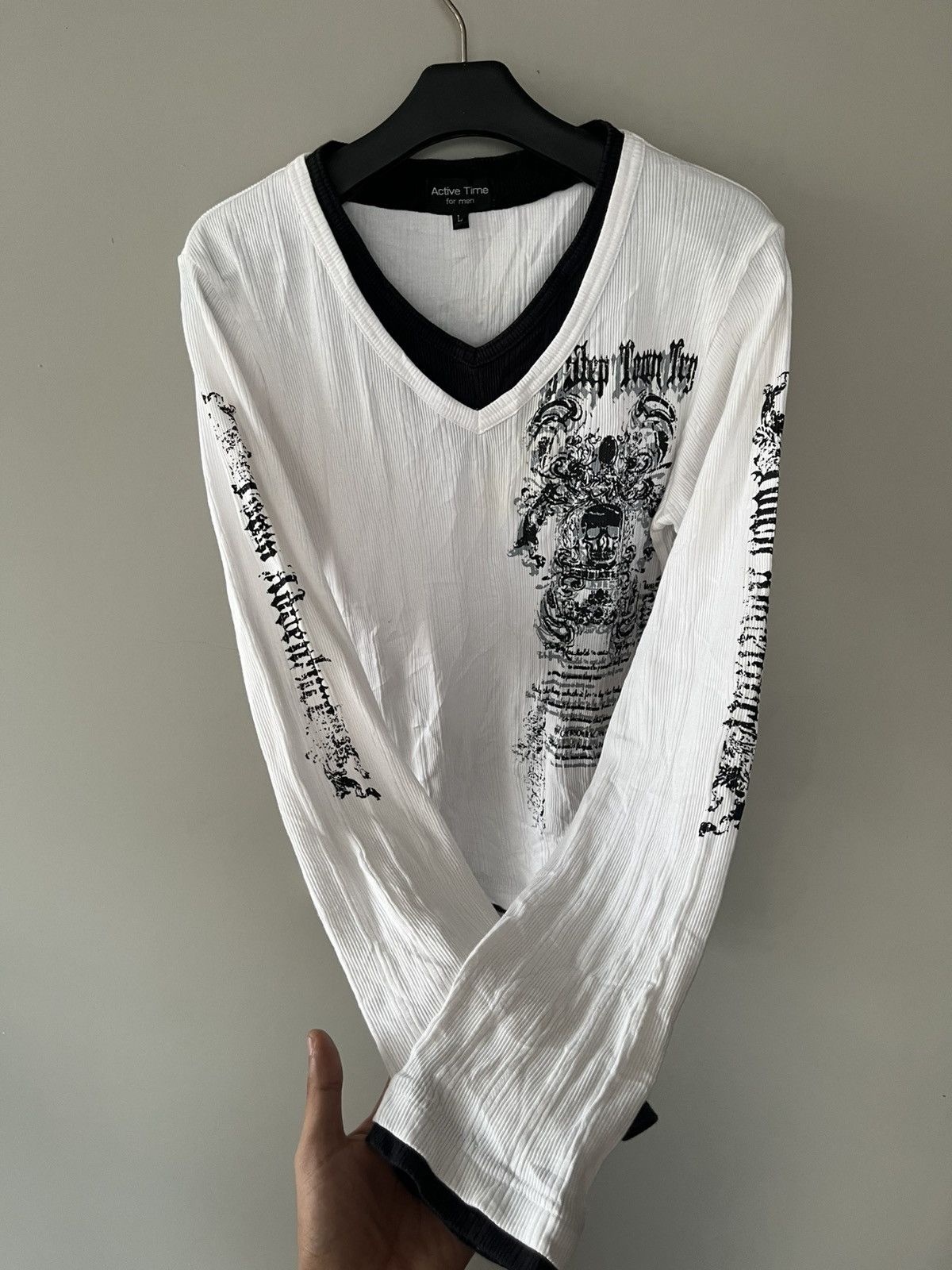 If Six Was Nine JAPANESE ACTIVE TIME POEM GOTHIC PUNK STYLE LONG SLEEVE Size US M / EU 48-50 / 2 - 5 Thumbnail