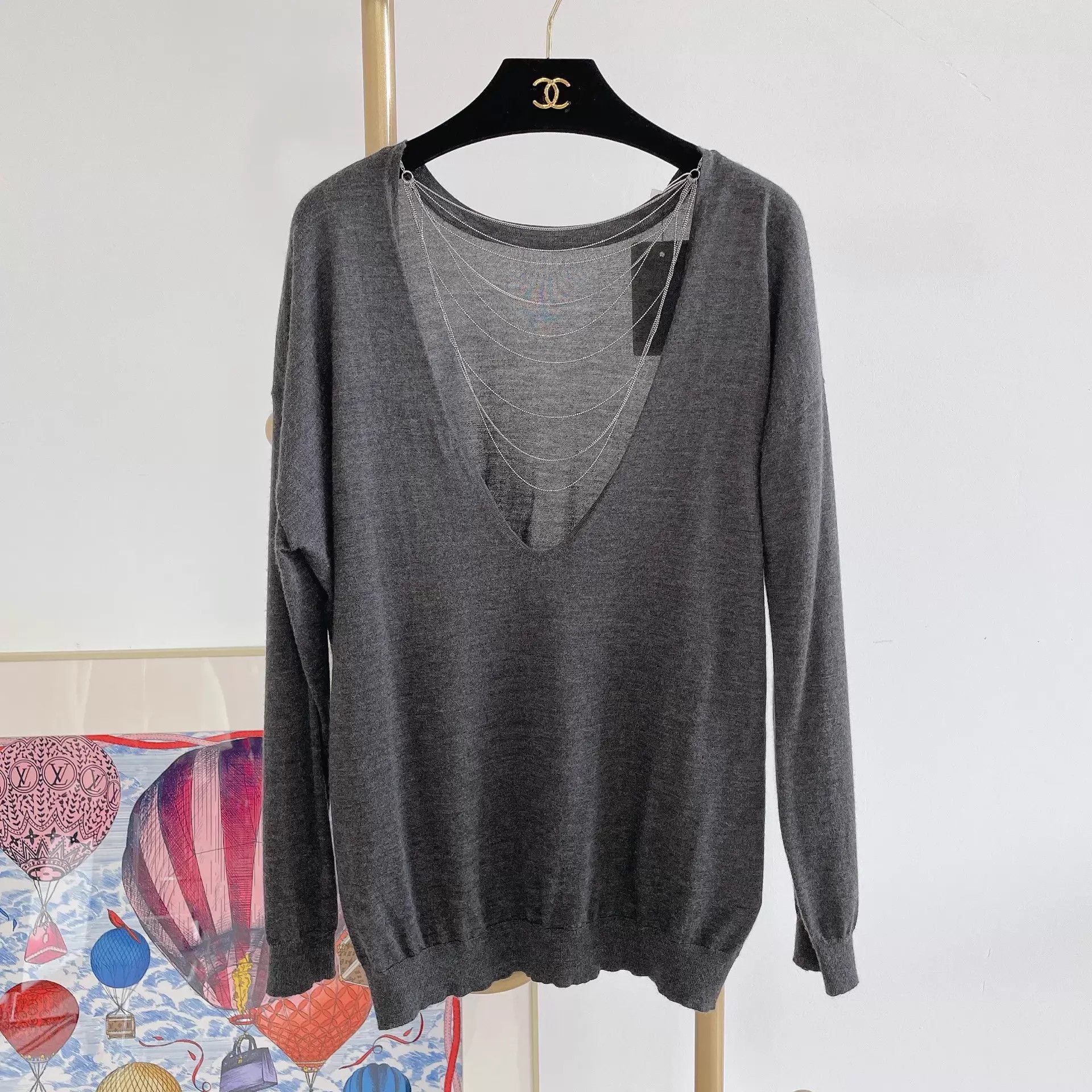 Brunello Cucinelli BRUNELLO CUCINELLI Gray Top M pre-owned Size M / US 6-8 / IT 42-44 - 1 Thumbnail