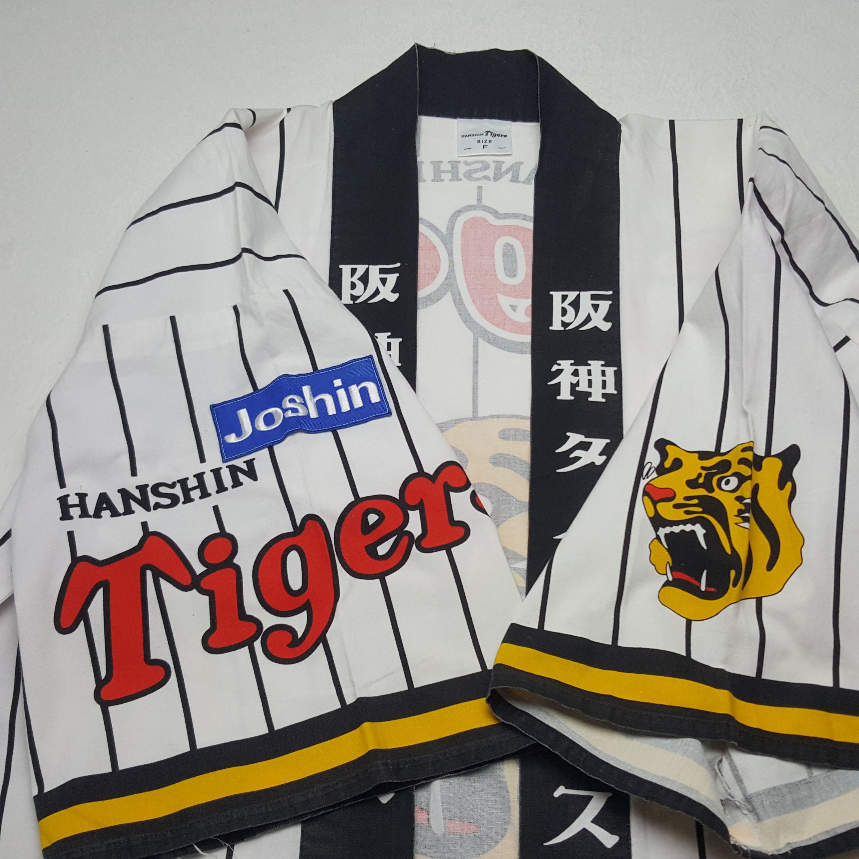Japanese Brand × Vintage Vintage Hashin Tigers Kimono Japanese Traditional Jacket Size US L / EU 52-54 / 3 - 6 Thumbnail