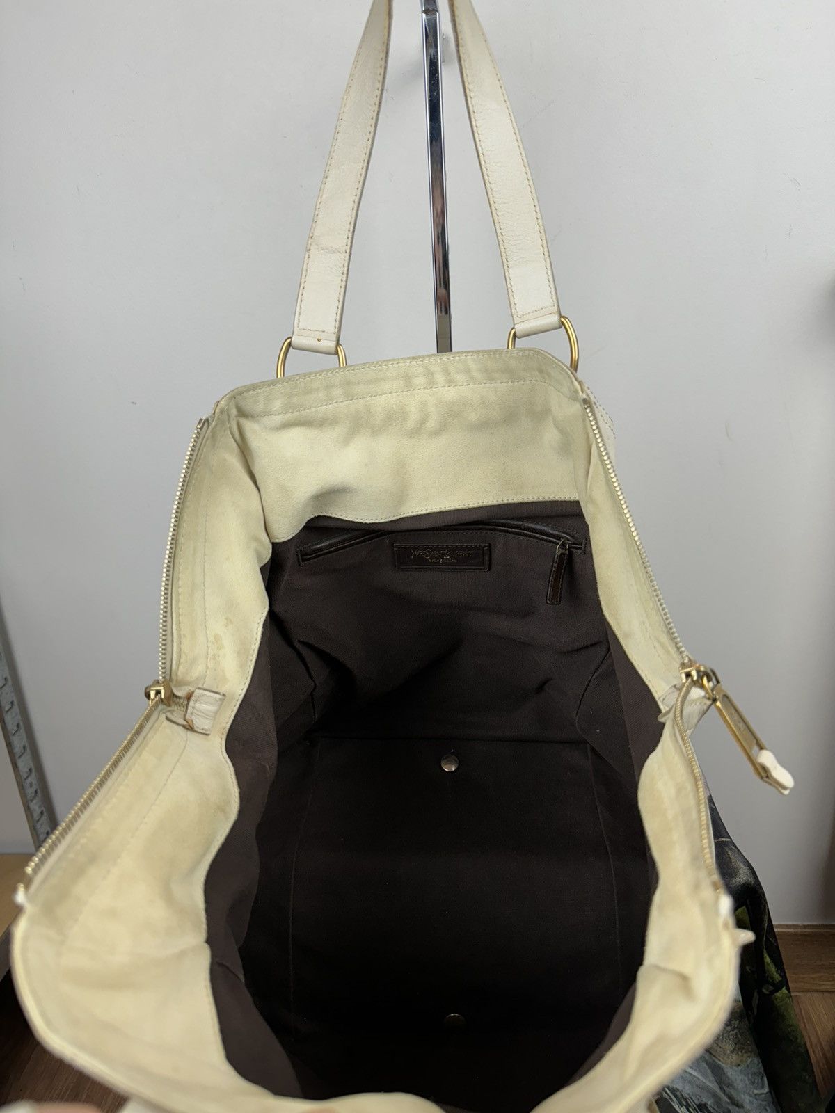 Yves Saint Laurent Leather bag Yves Saint Laurent original casual luxury item Size ONE SIZE - 4 Thumbnail