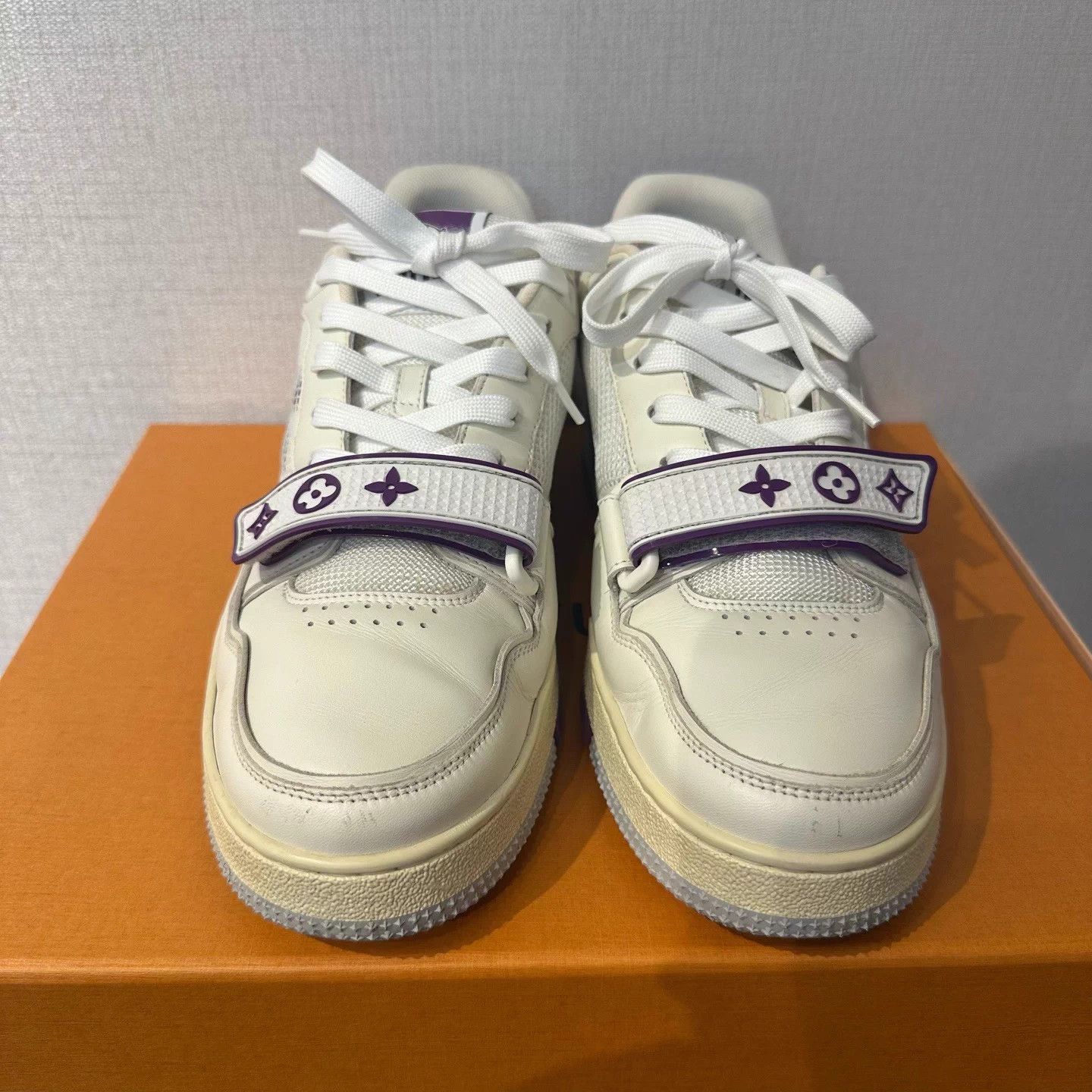 Louis Vuitton LV White Purple Magic Strap Trainer 41.5 99 New Size US 8.5 / EU 41-42 - 2 Thumbnail