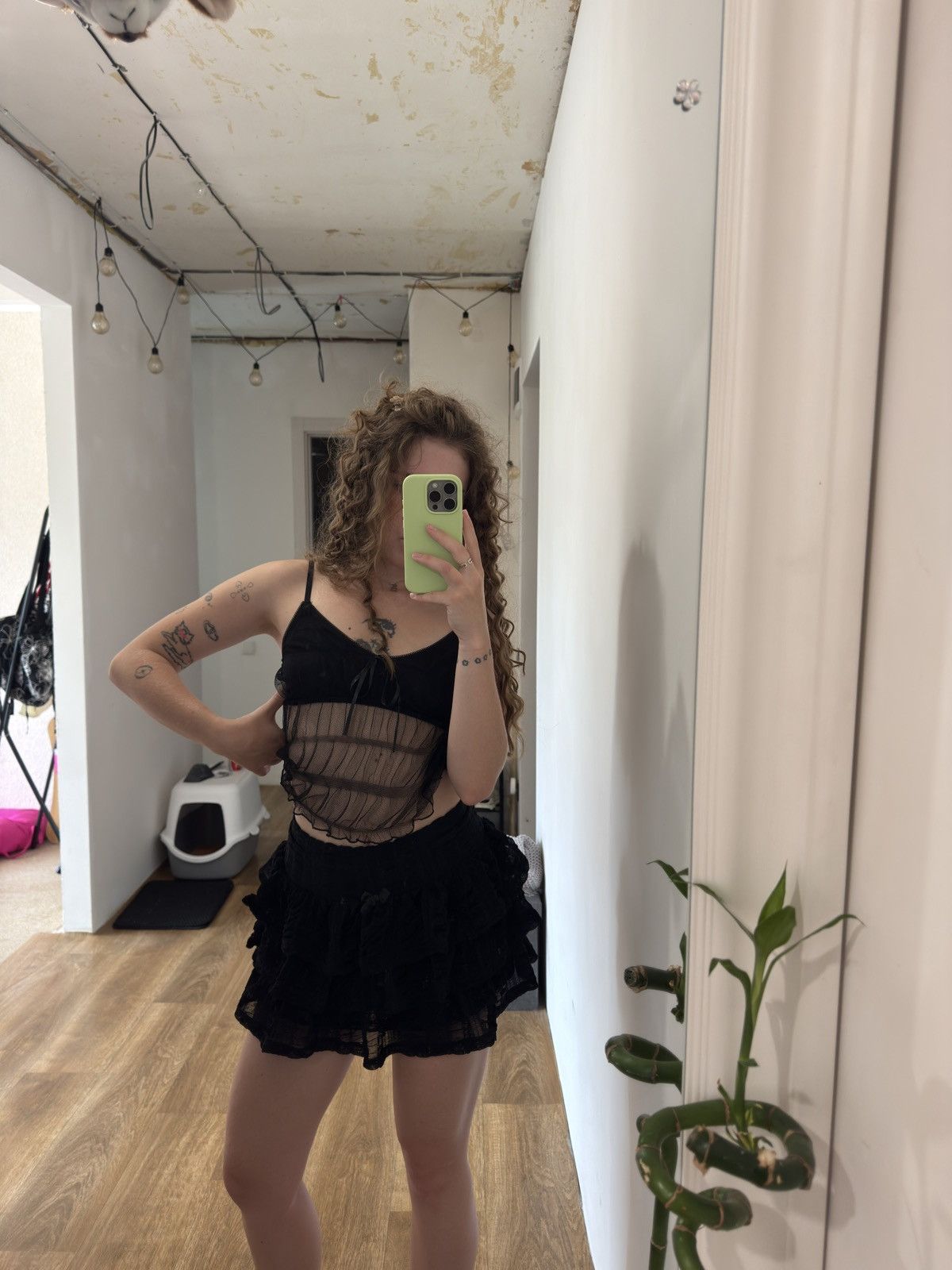 Vintage LACE RUCHES BOW Y2K MINI SHORTS SKIRT Size 25" / US 0 / IT 36 - 6 Thumbnail