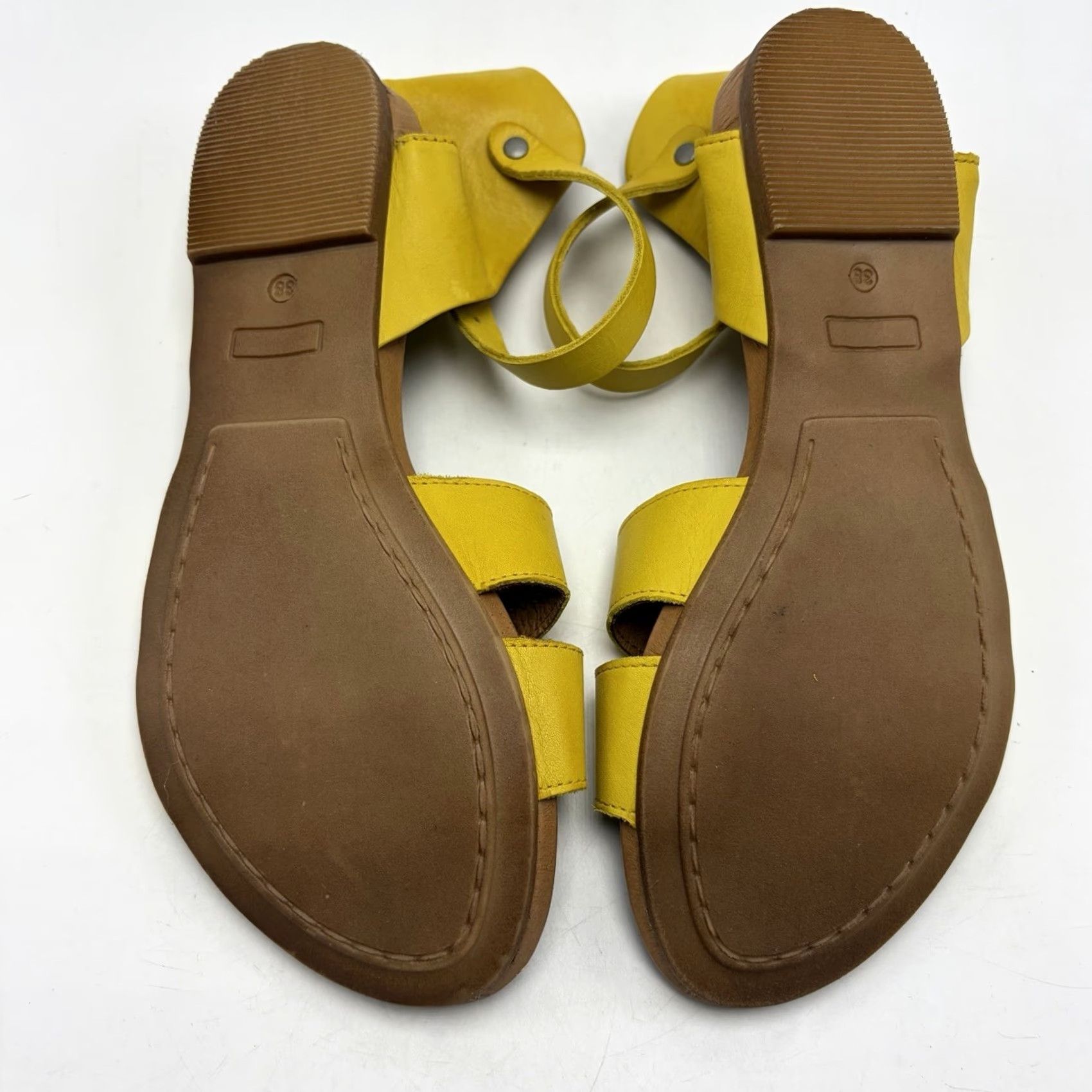 Vintage Miz Mooz Annalise Sandal Ankle Strap Womens 7.5 Yellow Leather Casual EU 38 Size US 8 / IT 38 - 7 Thumbnail