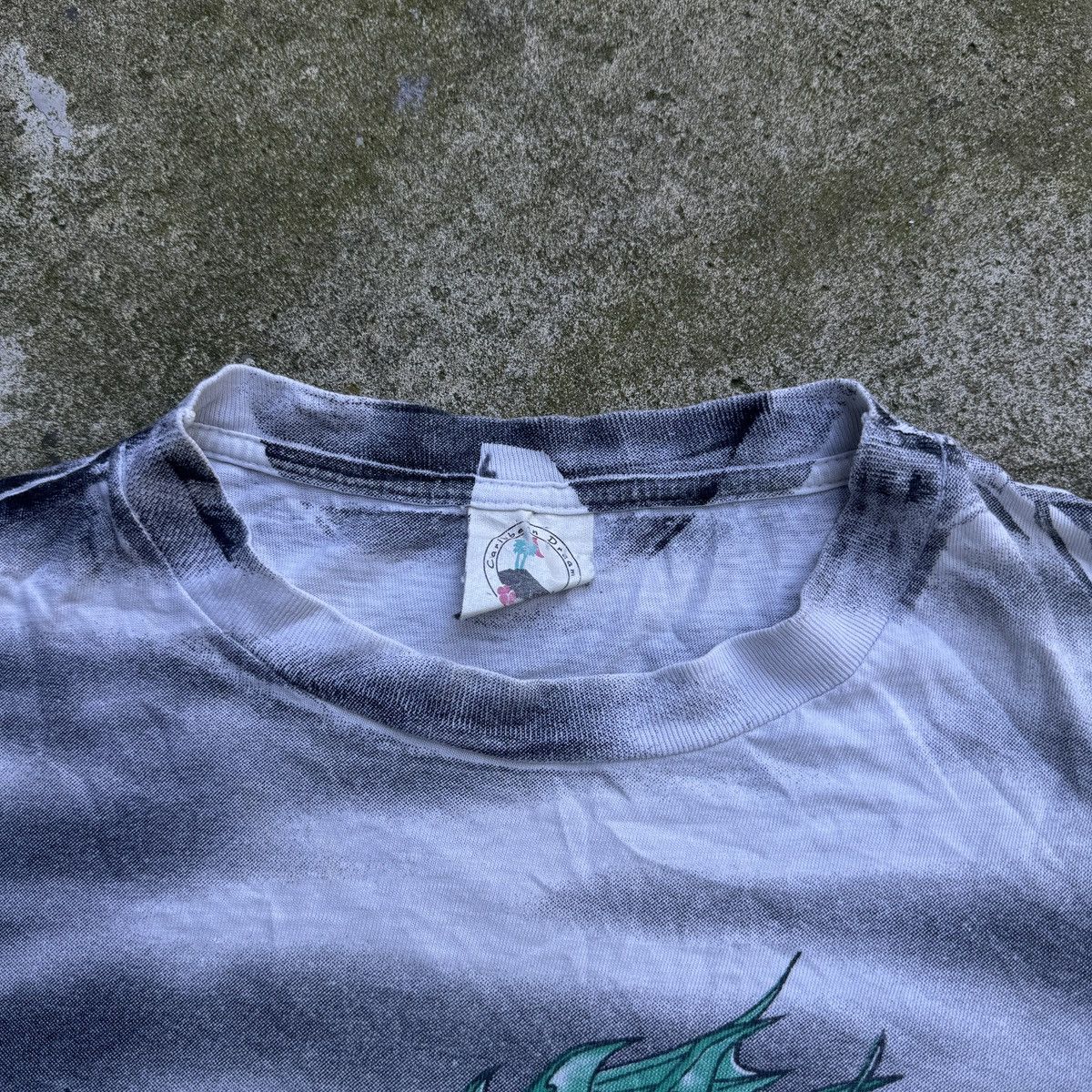 Vintage 90s Paper Thin Dragon Shirt Faded Thrashed ERD Distressed Size US L / EU 52-54 / 3 - 5 Thumbnail