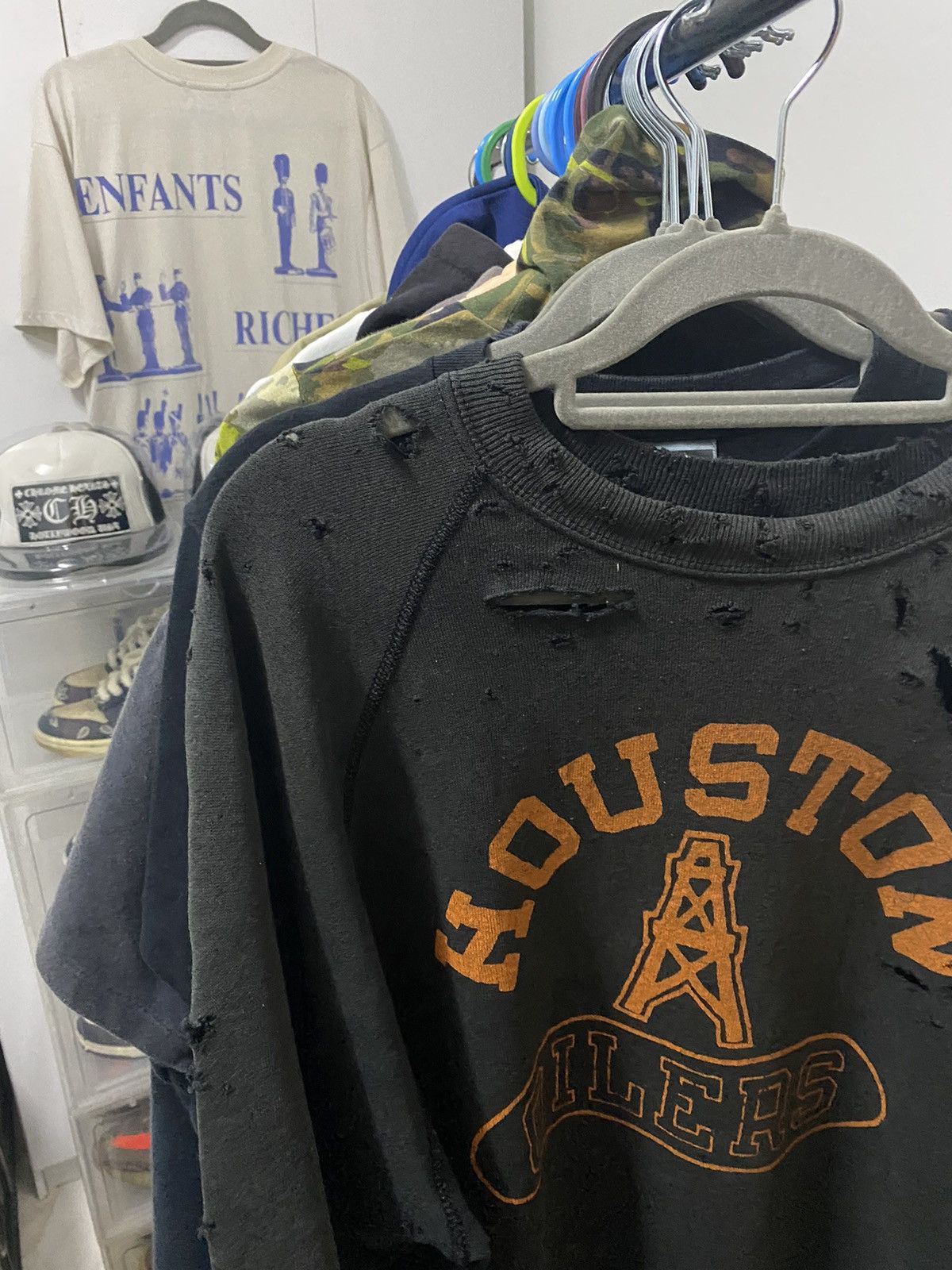 4GSELLER Rare Vintage Thrased houston oilers distressed Sweatshirt Size US M / EU 48-50 / 2 - 15 Thumbnail