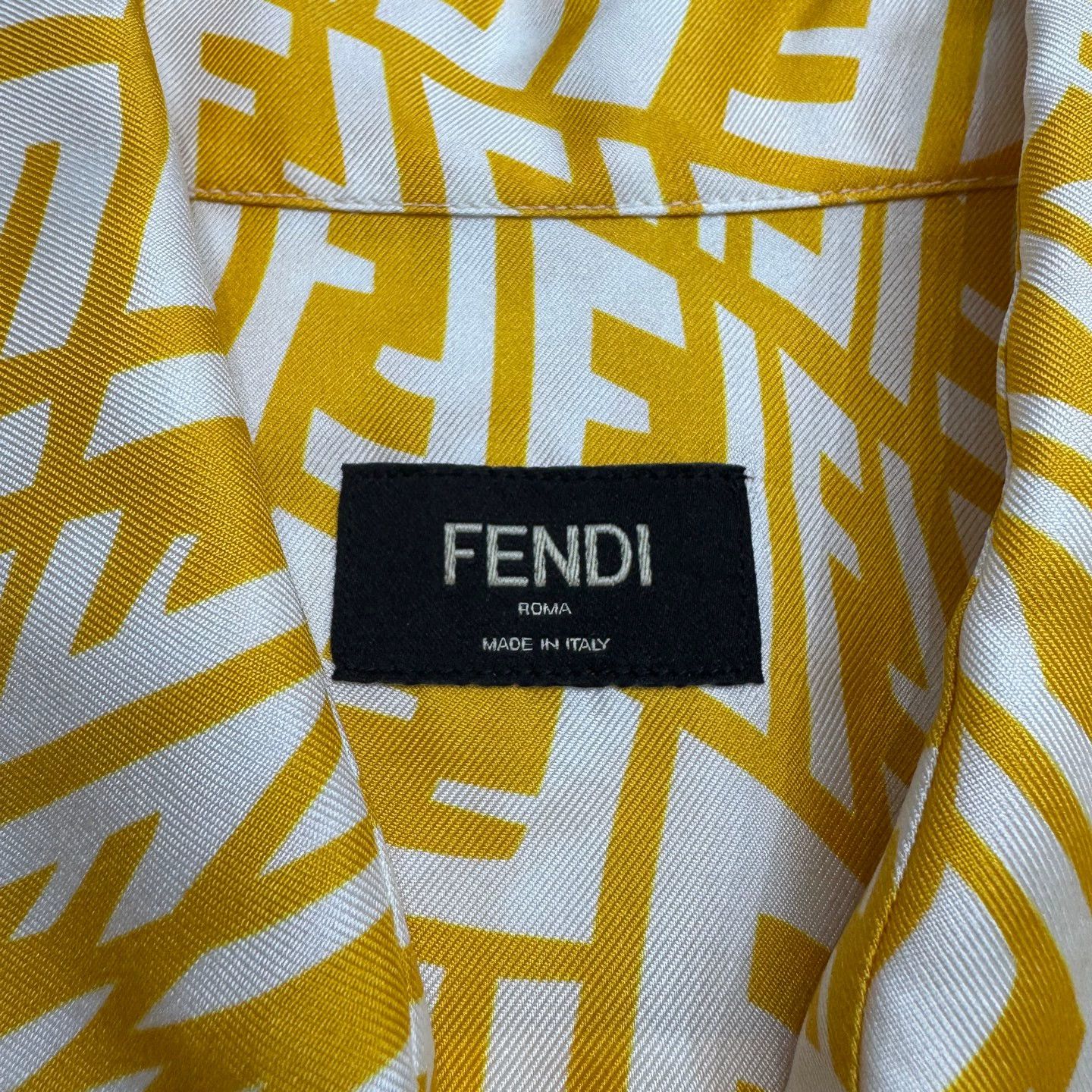 Fendi Fendi Twisted FF All Over Print Silk Short-Sleeve Shirt 41 Size US XS / EU 42 / 0 - 2 Thumbnail