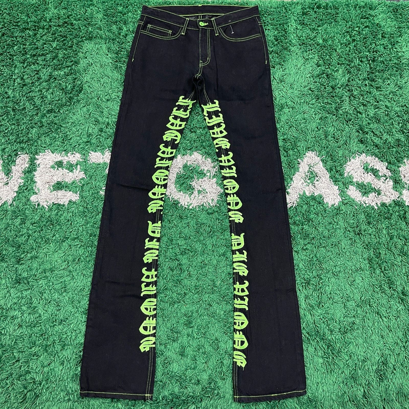 Vlone Old English Live Vlone Die Vlone Green Black jeans