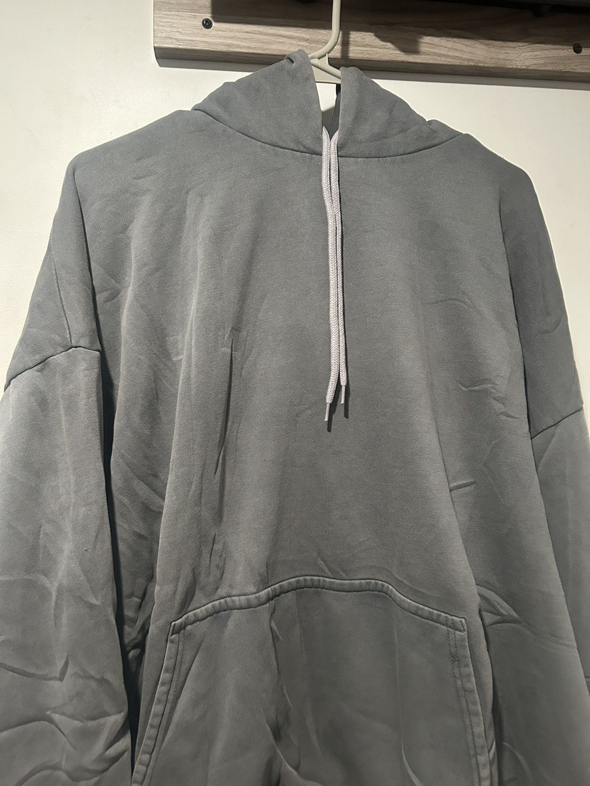 Balenciaga × Gap × Kanye West YZY Gap hoodie Poetic Grey Size US M / EU 48-50 / 2 - 3 Thumbnail
