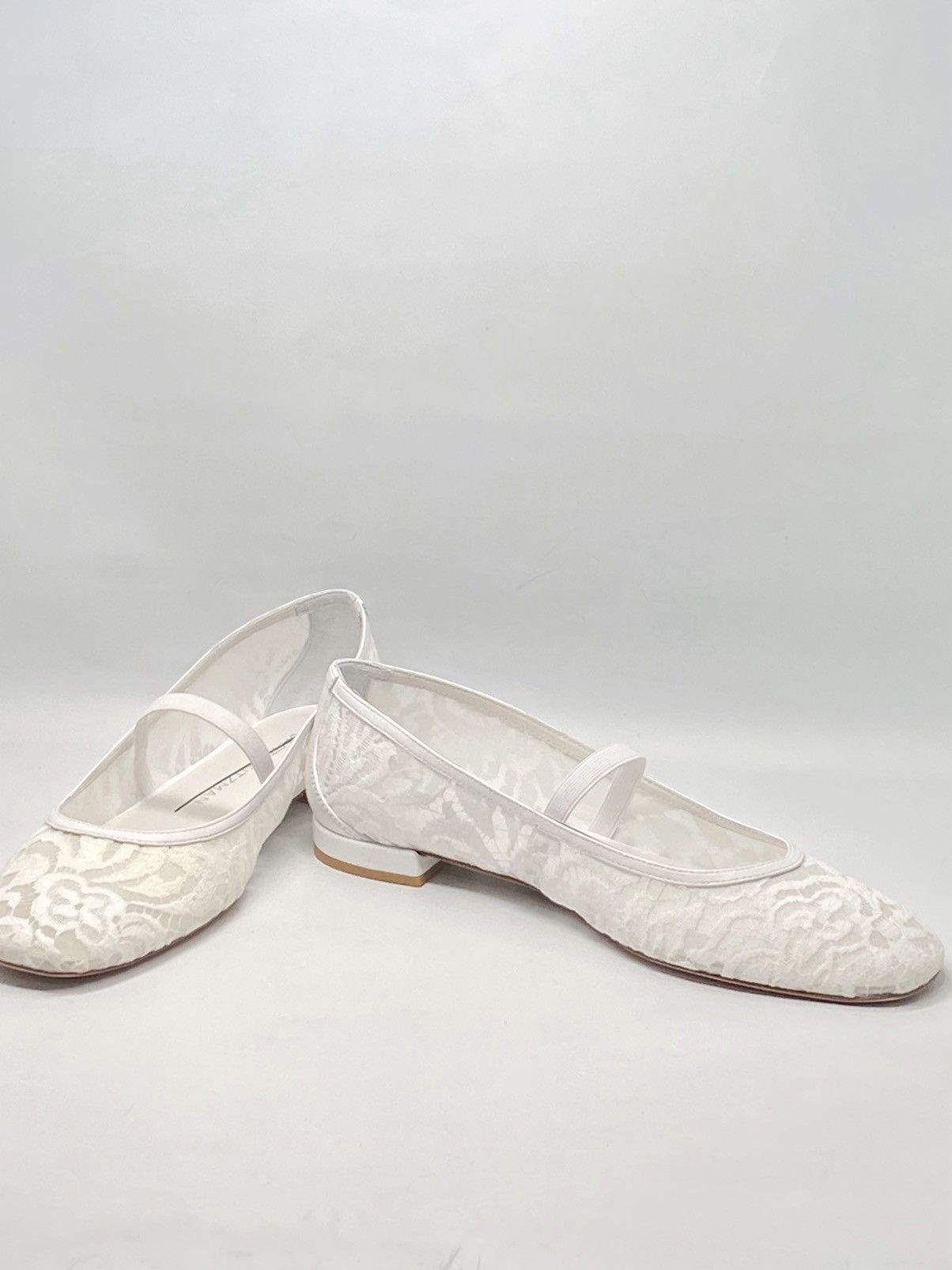 Stuart Weitzman Stuart Weitzman Arabella Lace Ballet Flats size 8.5 Size US 8.5 / IT 38.5 - 4 Thumbnail