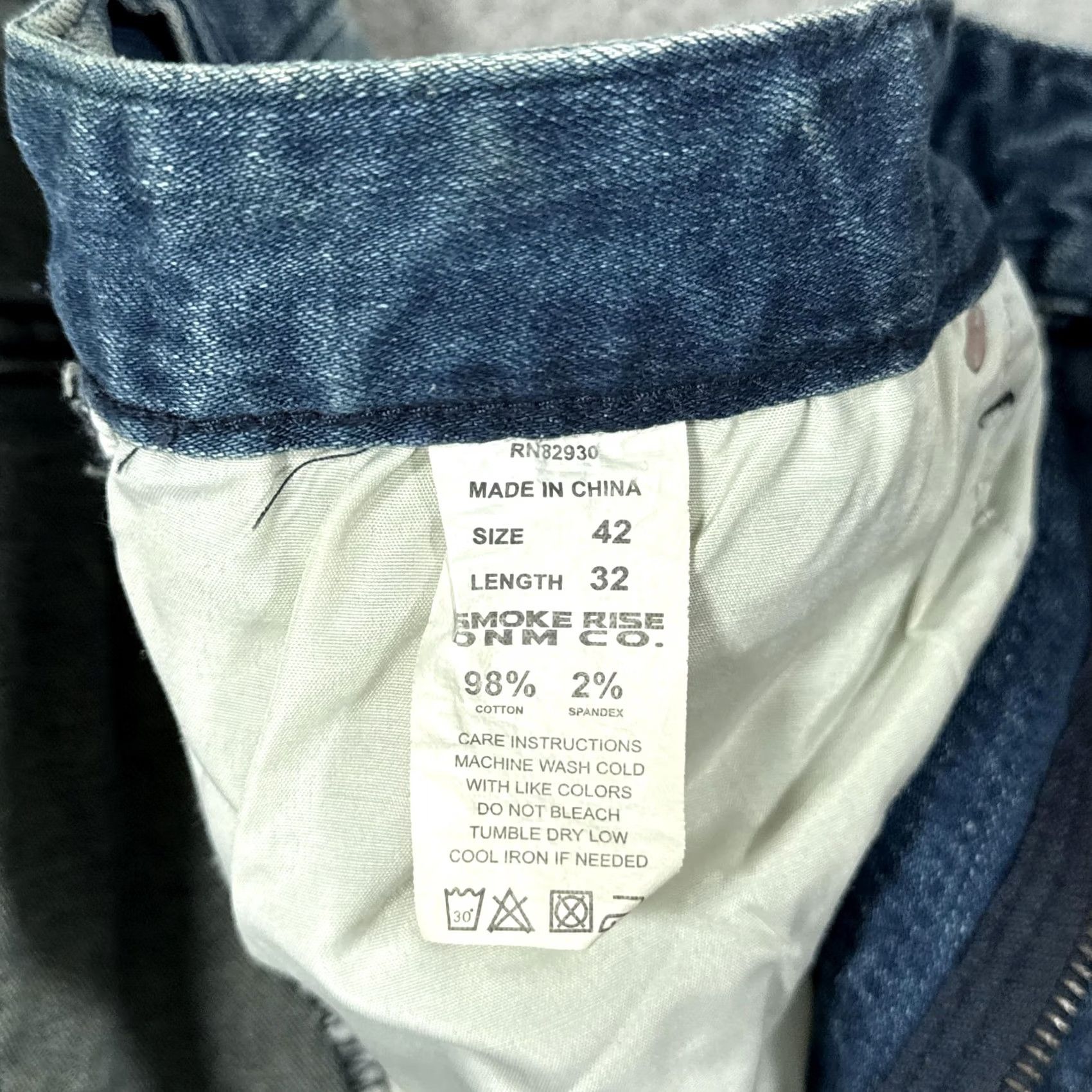 Vintage Smoke Rise Jeans Slim Tapered 42x32 Blue Light Wash Distressed Jeans Mens Slim Fit Denim JP8031 Size US 42 / EU 58 - 5 Thumbnail