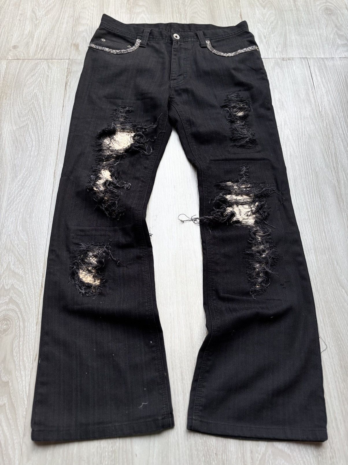 Japanese Brand TAKA Q distressed flare jeans Size US 28 / EU 44 - 1 Thumbnail