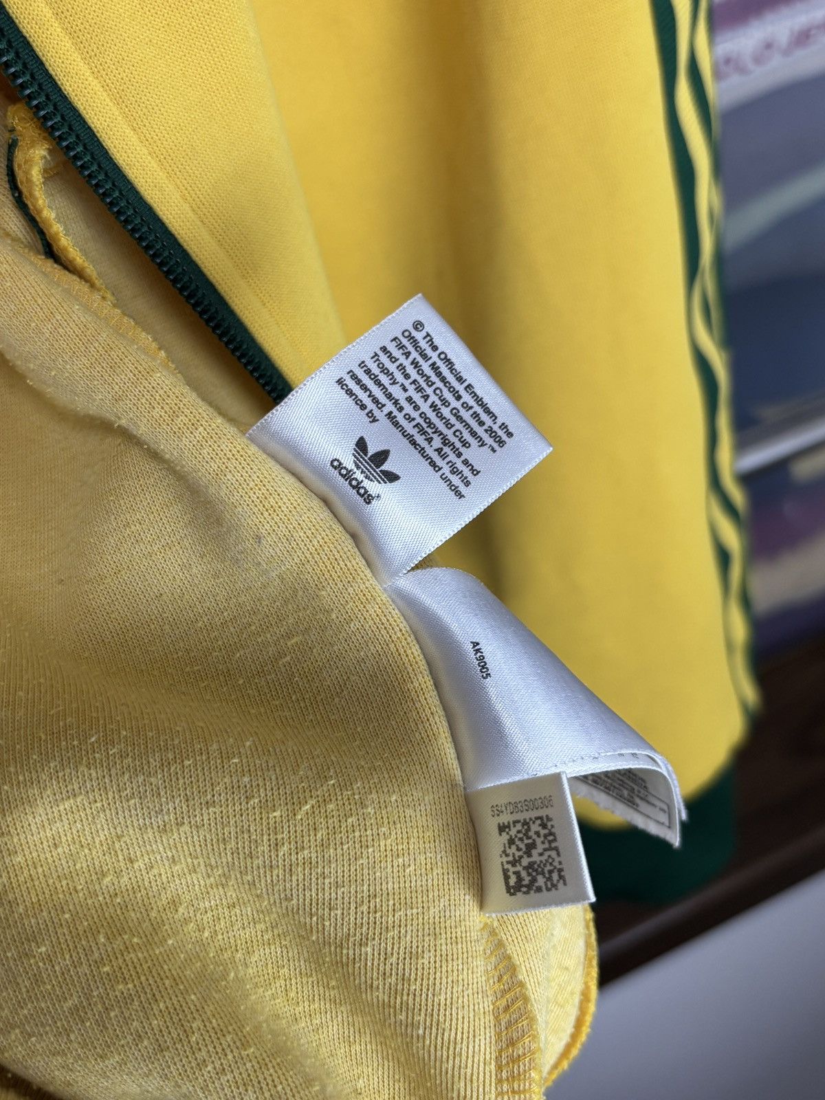 Adidas Vintage Adidas Brasil Fifa World Cup Track Zip Sweatshirt Size US S / EU 44-46 / 1 - 15 Thumbnail