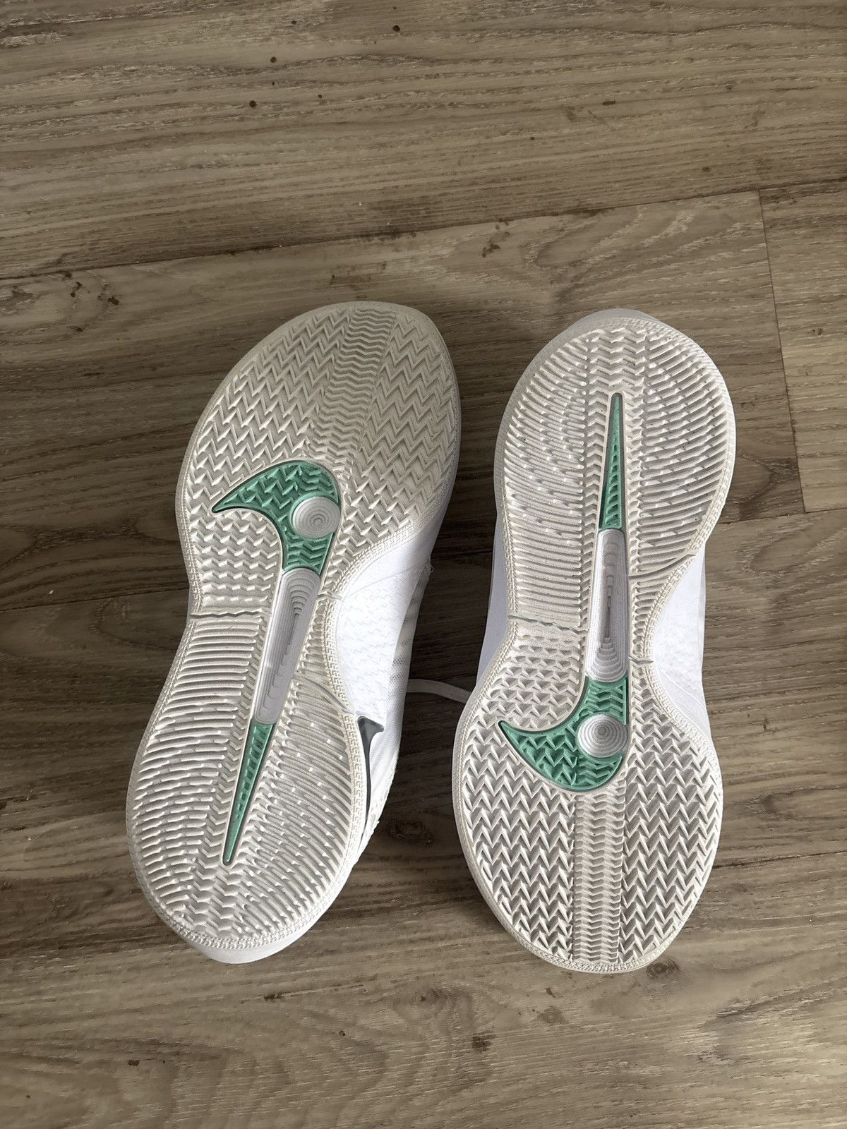 Nike Sabrina 2’s Size US 12.5 / EU 45-46 - 3 Thumbnail