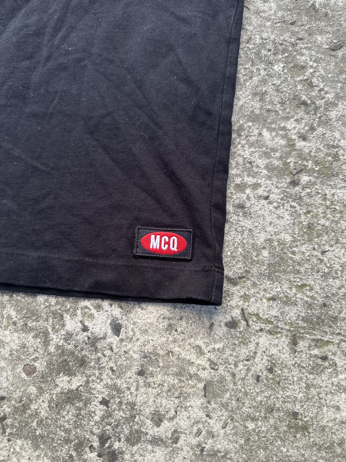MCQ Alexander McQueen MCQ Logo T-shirt Luxury Streetwear XL Usa Size US XL / EU 56 / 4 - 3 Thumbnail