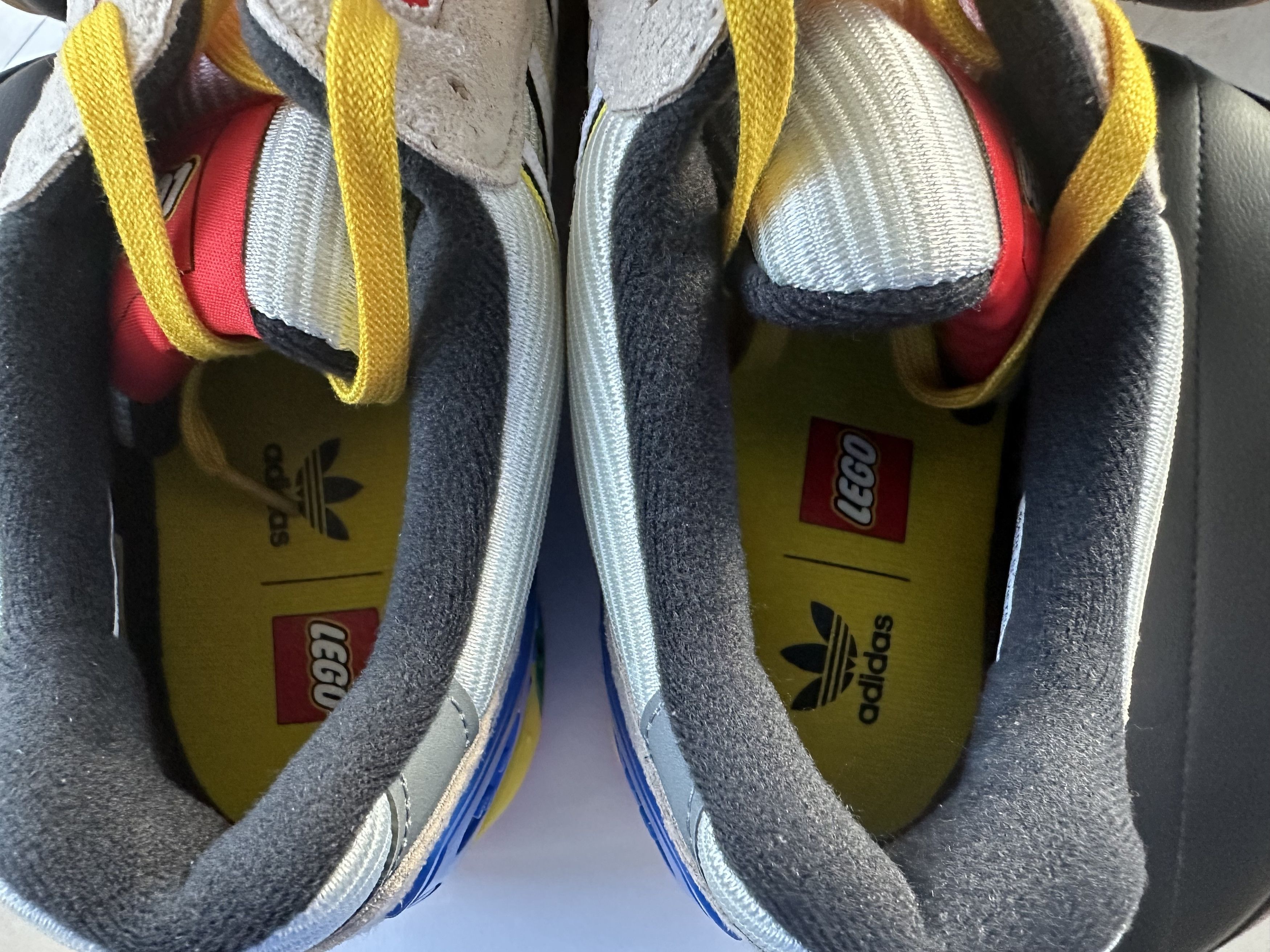 Adidas × LEGO ADIDAS ZX 8000 LEGO Size US 9 / EU 42 - 5 Thumbnail