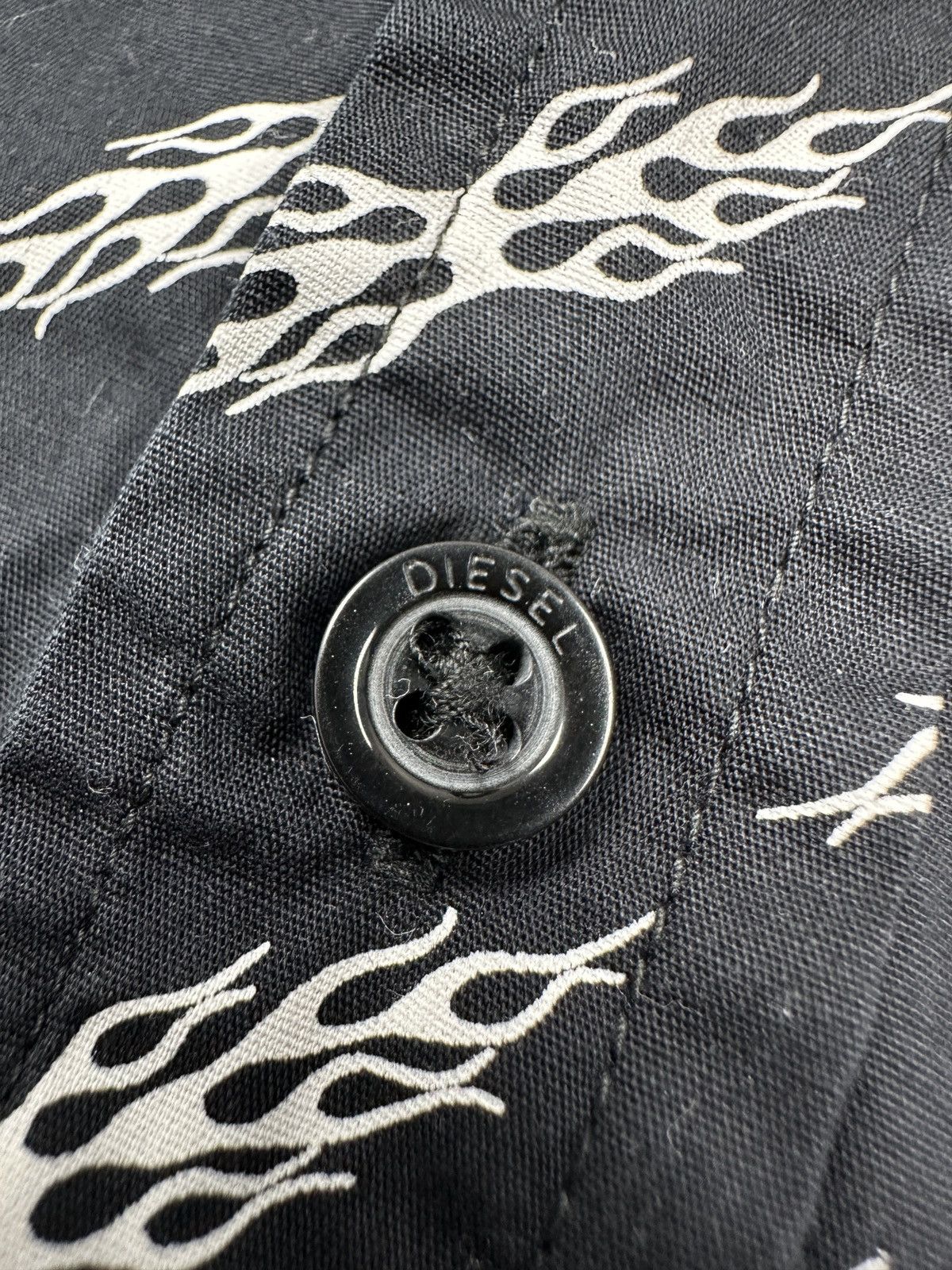 Diesel Diesel All Over Flames Print Button Up Shirt Black White Size US XL / EU 56 / 4 - 5 Thumbnail