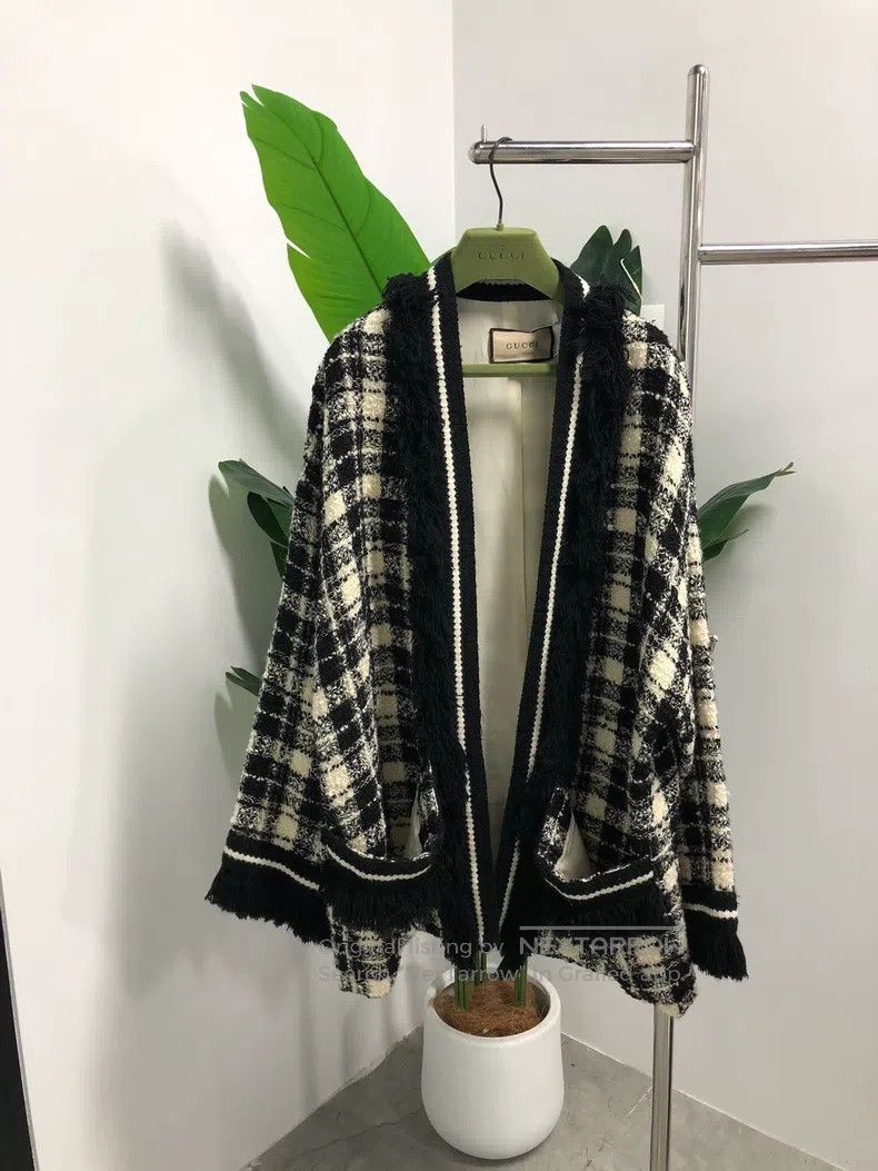 Gucci Gucci FW20 plaid tweed woollen sweater knitwear coat Size M / US 6-8 / IT 42-44 - 1 Thumbnail
