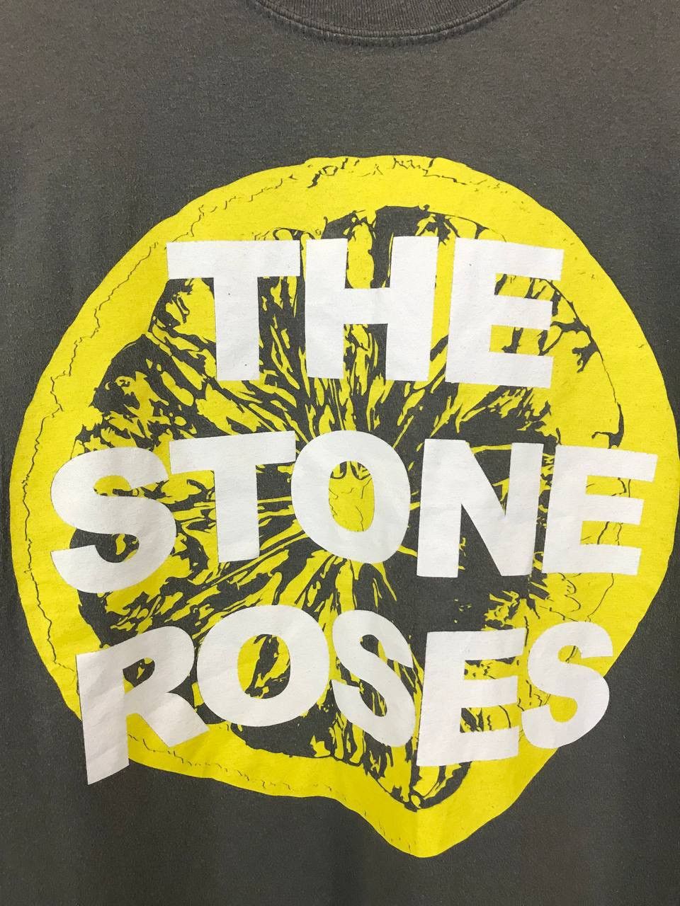 Band Tees The Stone Roses big center logo rock band tee Size US S / EU 44-46 / 1 - 3 Thumbnail