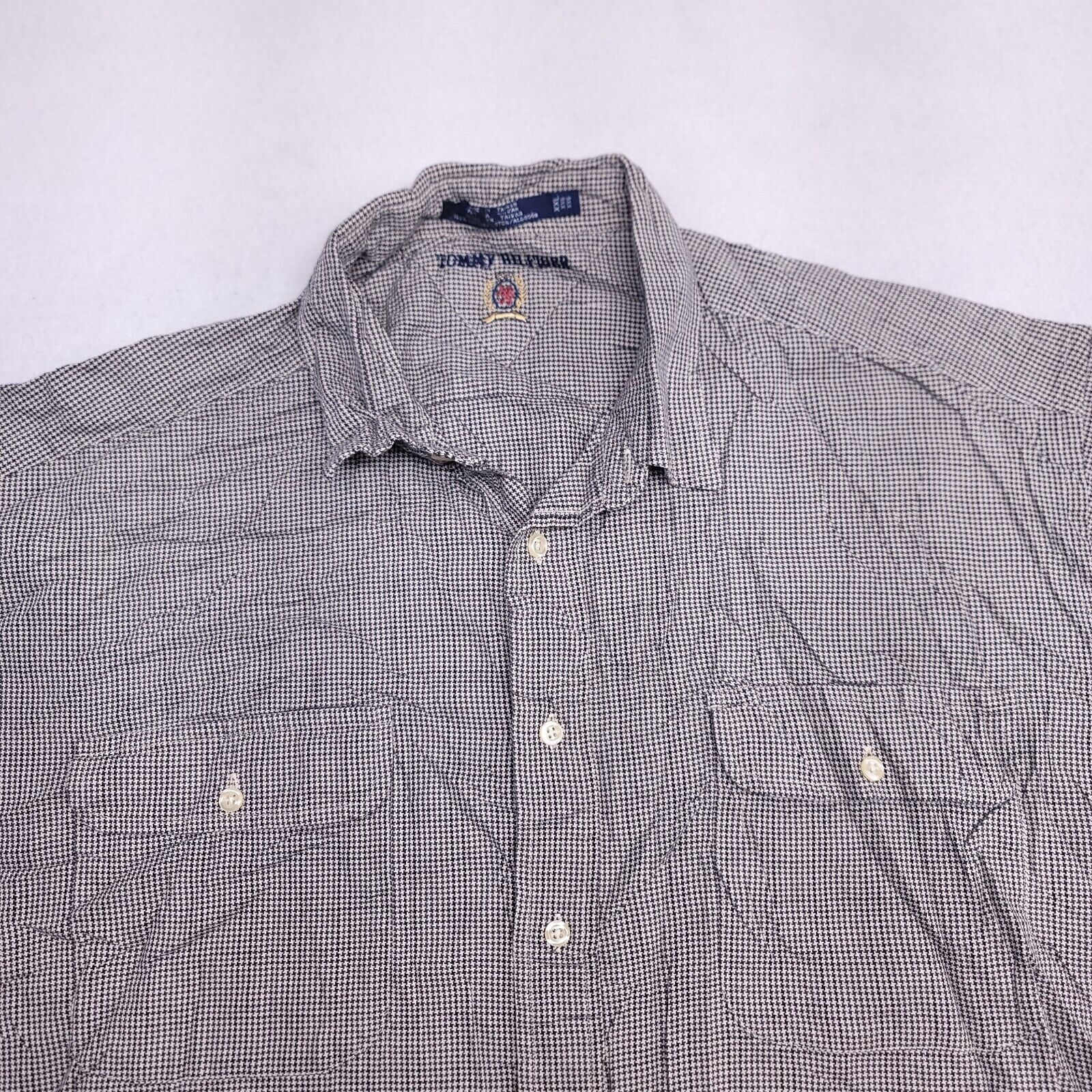 Tommy Hilfiger Tommy Hilfiger Button Up Shirt Mens Size 2XL Black Beige Size US XXL / EU 58 / 5 - 1 Thumbnail