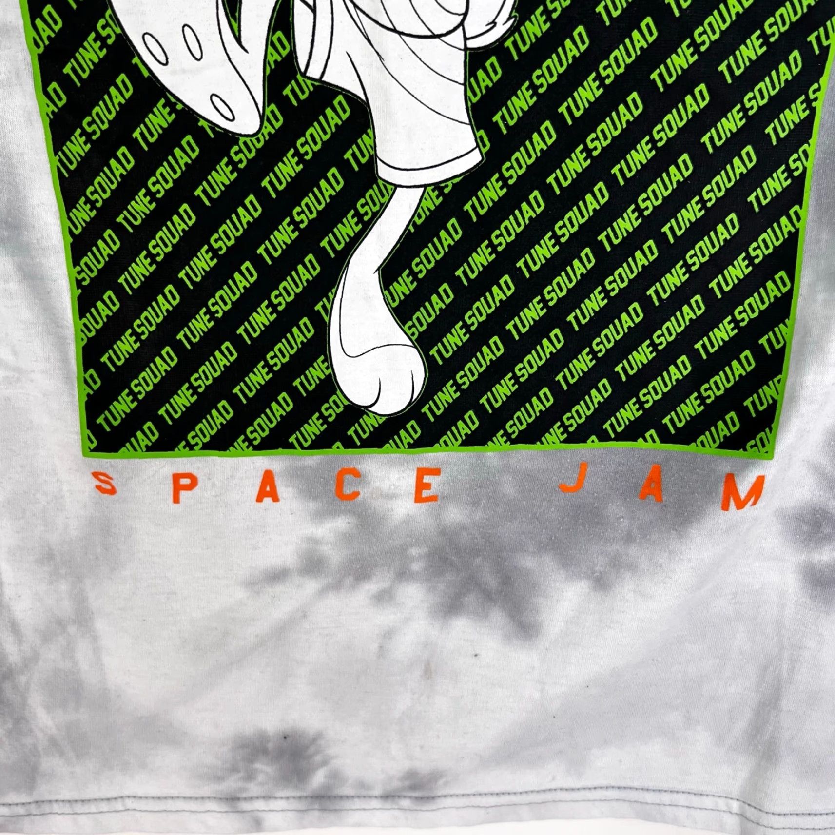 Vintage Space Jam Bugs Bunny Tie Dye Men’s L T-Shirt Gray Looney Tunes Squad Shirt Graphic Print Cartoon 2010s Mens Size US L / EU 52-54 / 3 - 3 Thumbnail