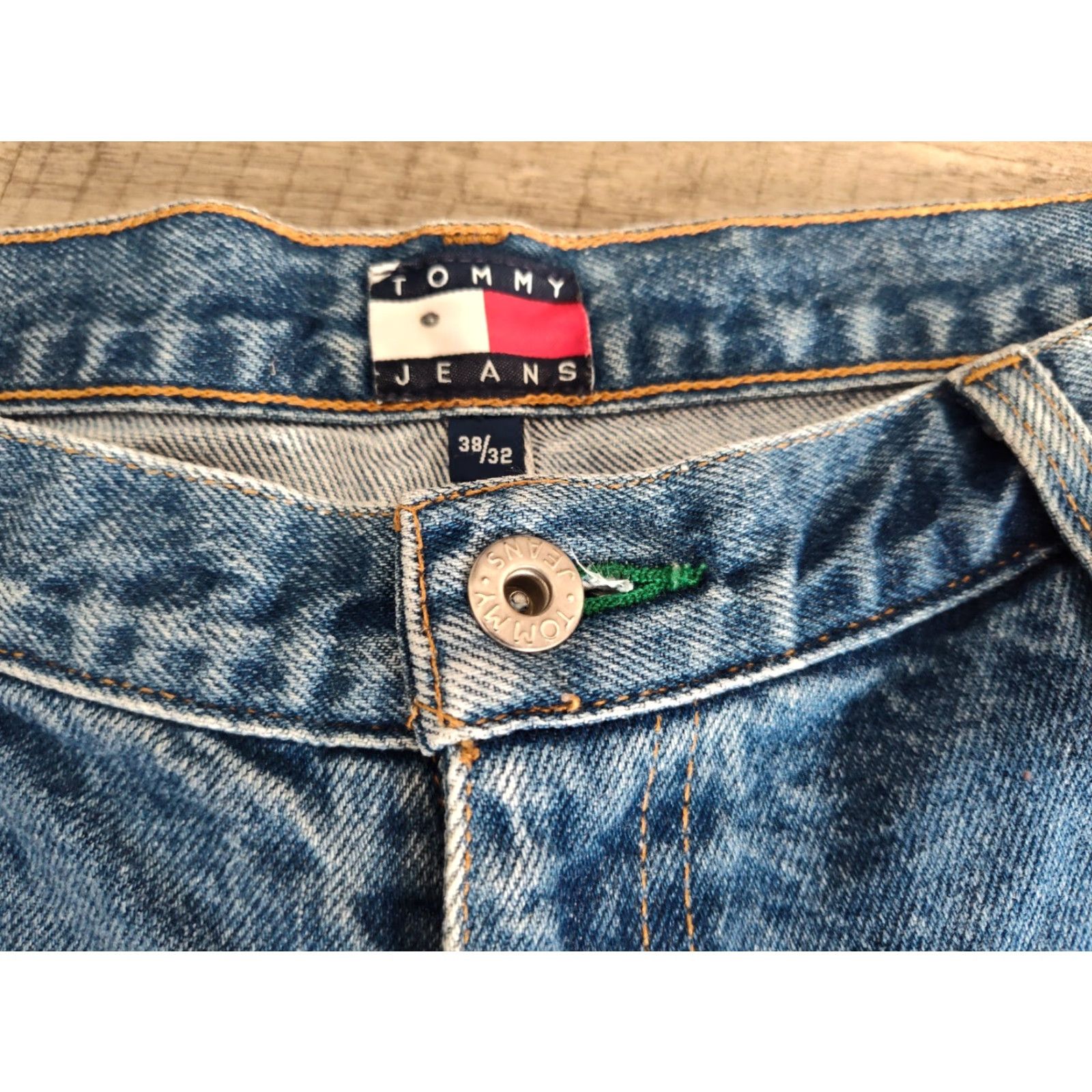Tommy Hilfiger VINTAGE Tommy Hilfiger Jeans Straight Leg 90s Denim Size 38 Blue Hip Hop Urban Mens Size US 38 / EU 54 - 4 Thumbnail