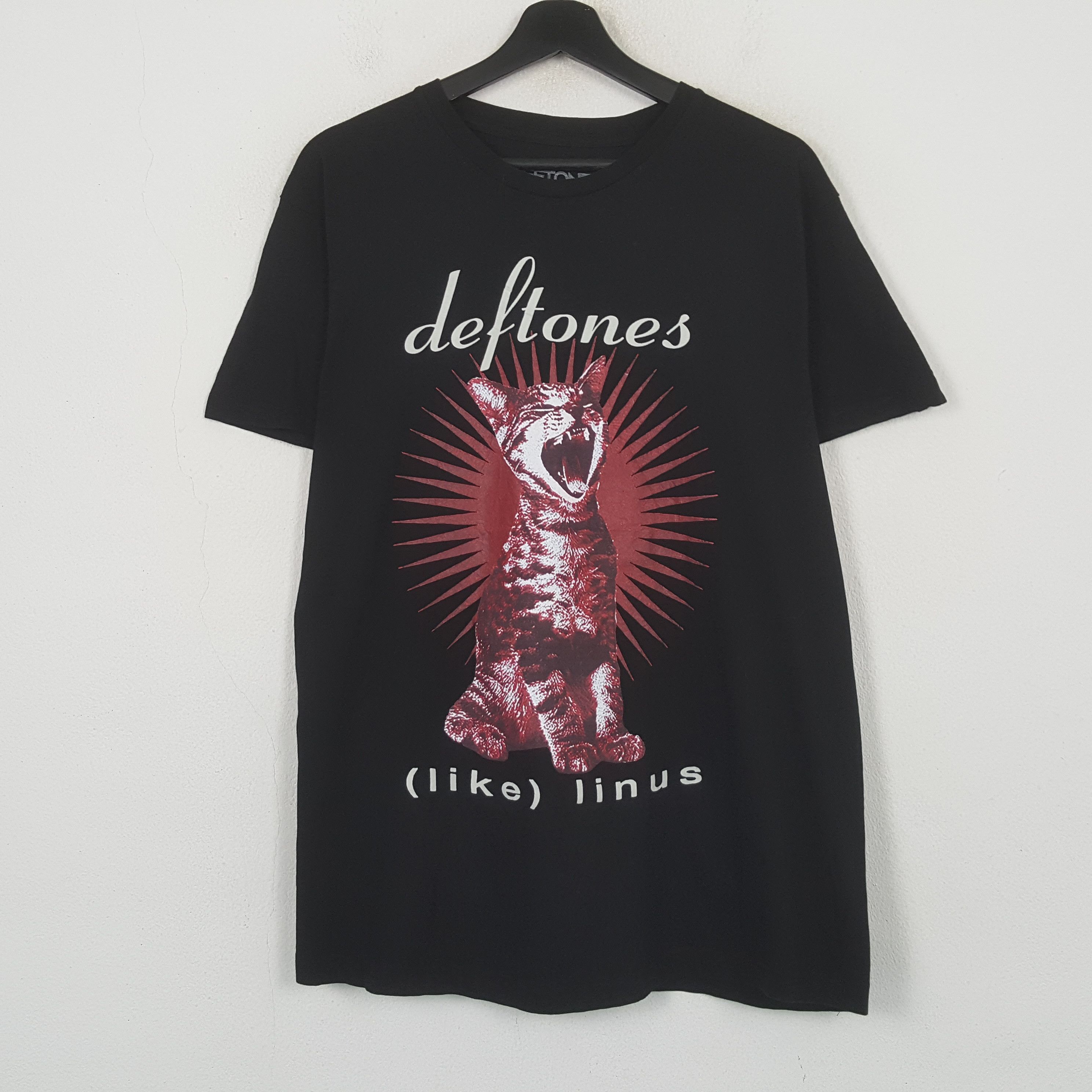 Vintage Deftones Band Tshirt RR27 Size US L / EU 52-54 / 3 - 1 Thumbnail