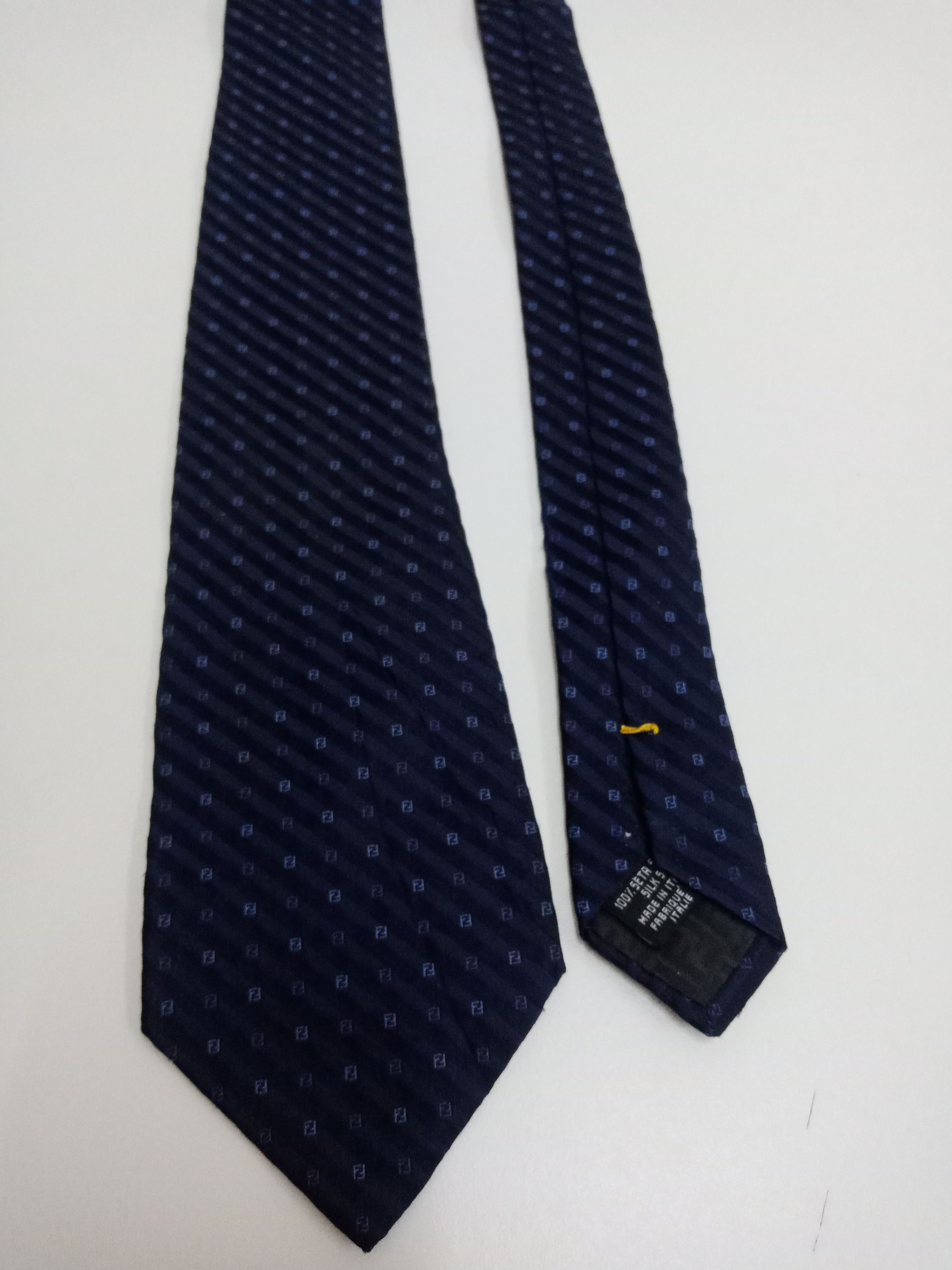 Fendi Fendi Monogram 100% Silk Made in Italy Size ONE SIZE - 2 Thumbnail