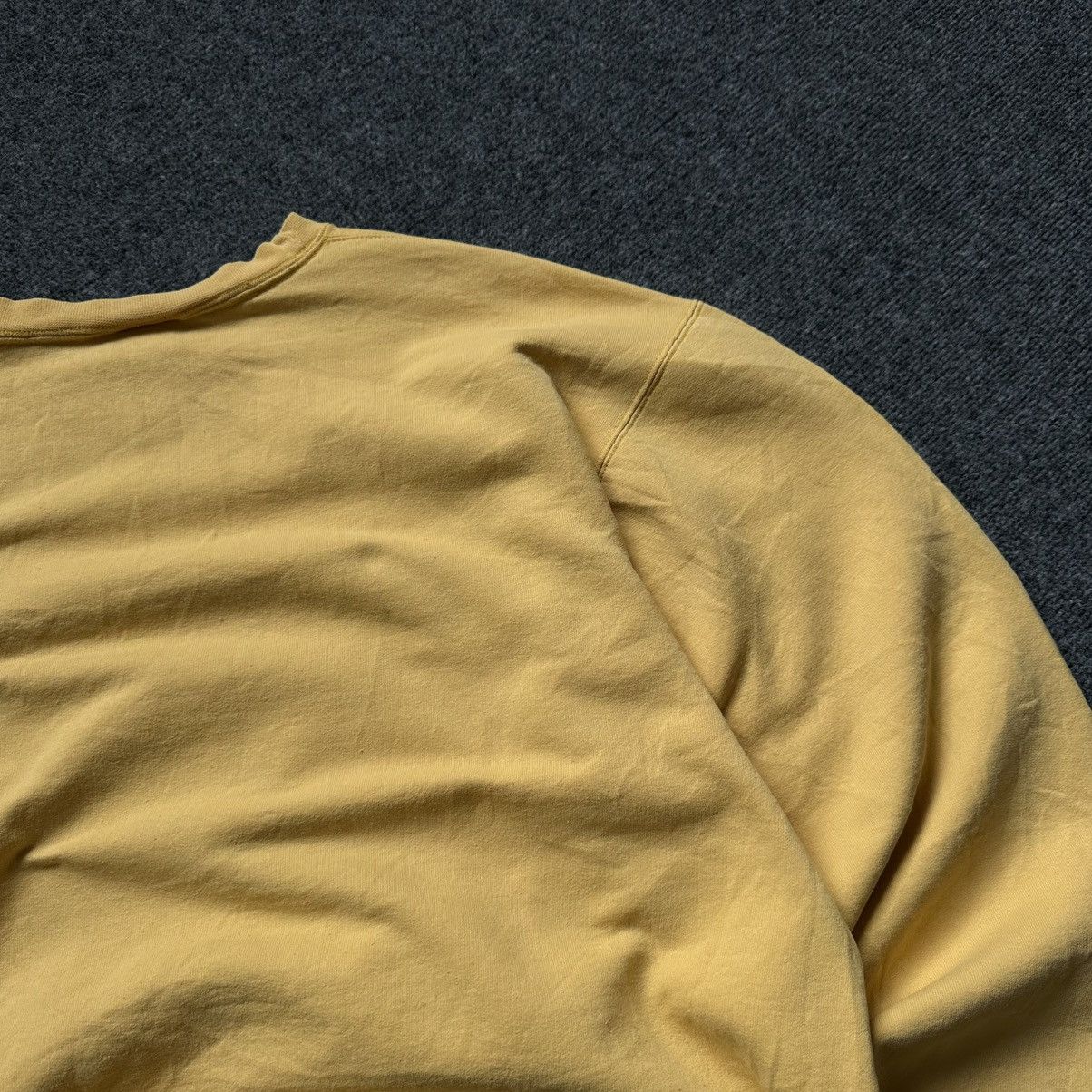 Champion VTG Champion Sweatshirt Small Logo Size XL Trashed 00s UsA Size US XL / EU 56 / 4 - 15 Thumbnail