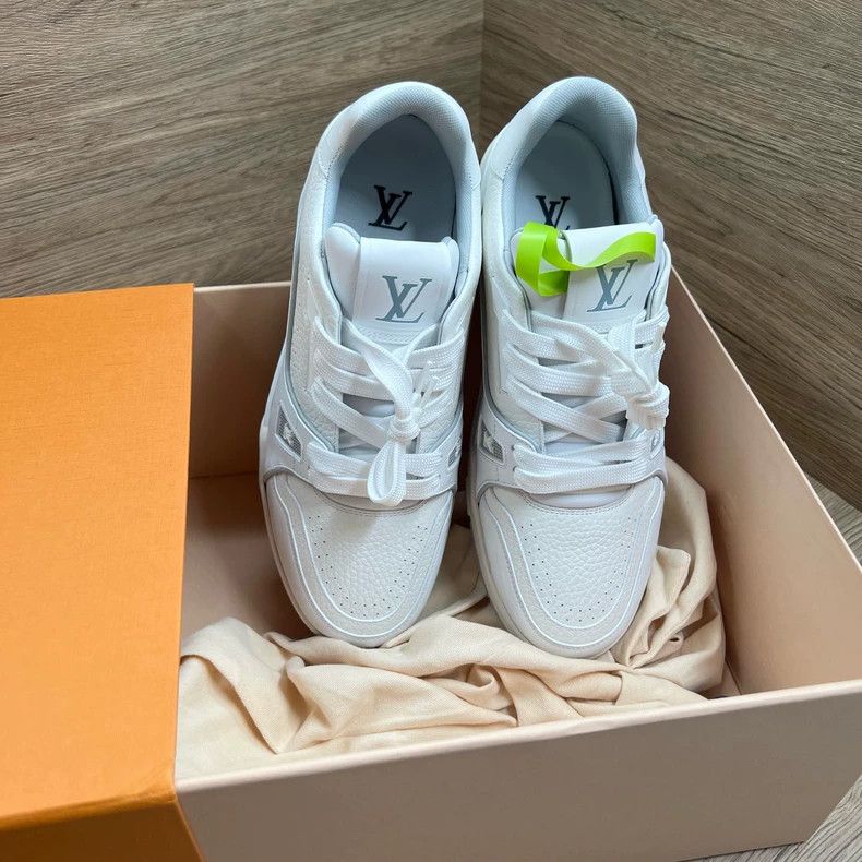 Louis Vuitton Louis Vuitton Trainer White Sneakers - dmc Size US 7.5 / EU 40-41 - 1 Thumbnail