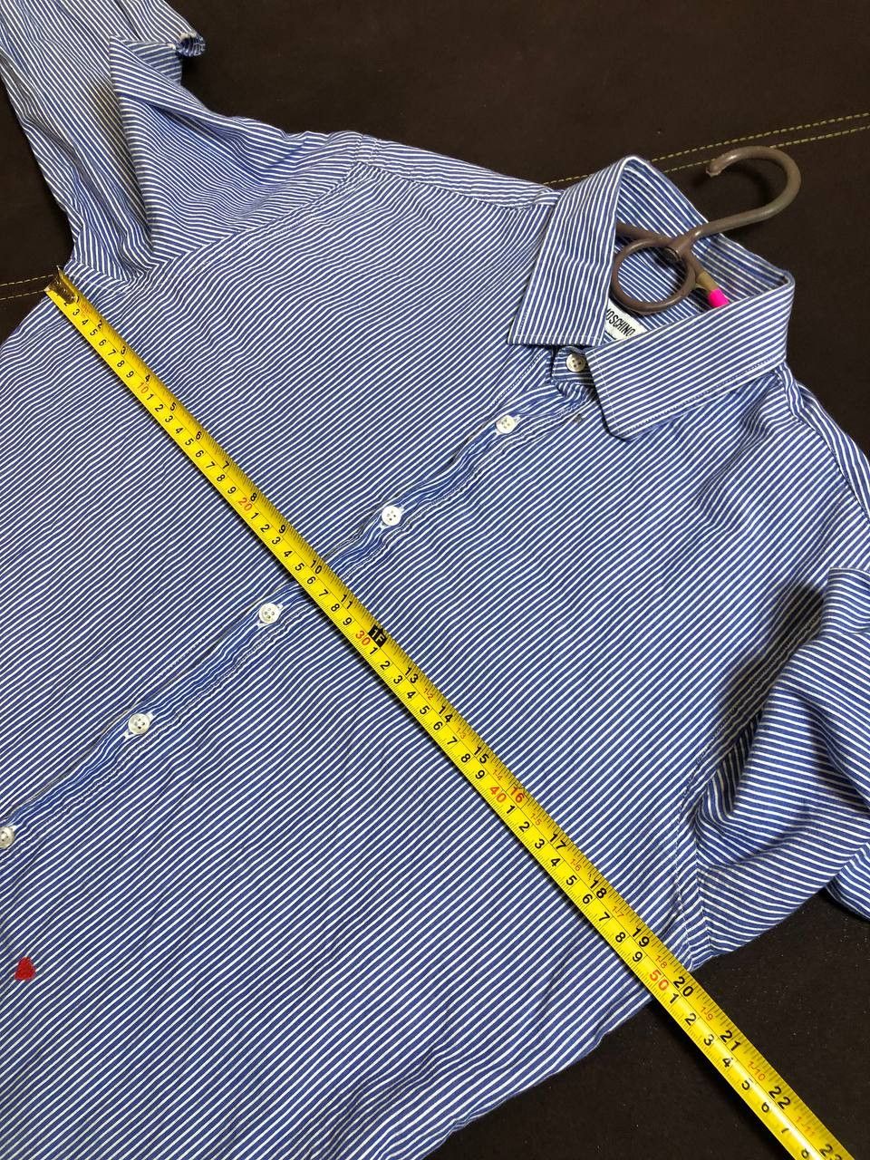 Moschino Moschino Shirt Mens Blue Stripe Red Heart Logo Size US M / EU 48-50 / 2 - 9 Thumbnail