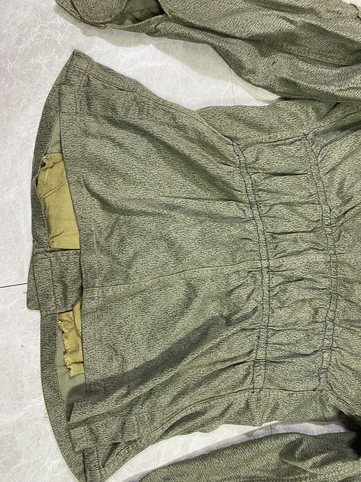 Vintage Vintage army 1971 size M 3529 Size US M / EU 48-50 / 2 - 8 Thumbnail
