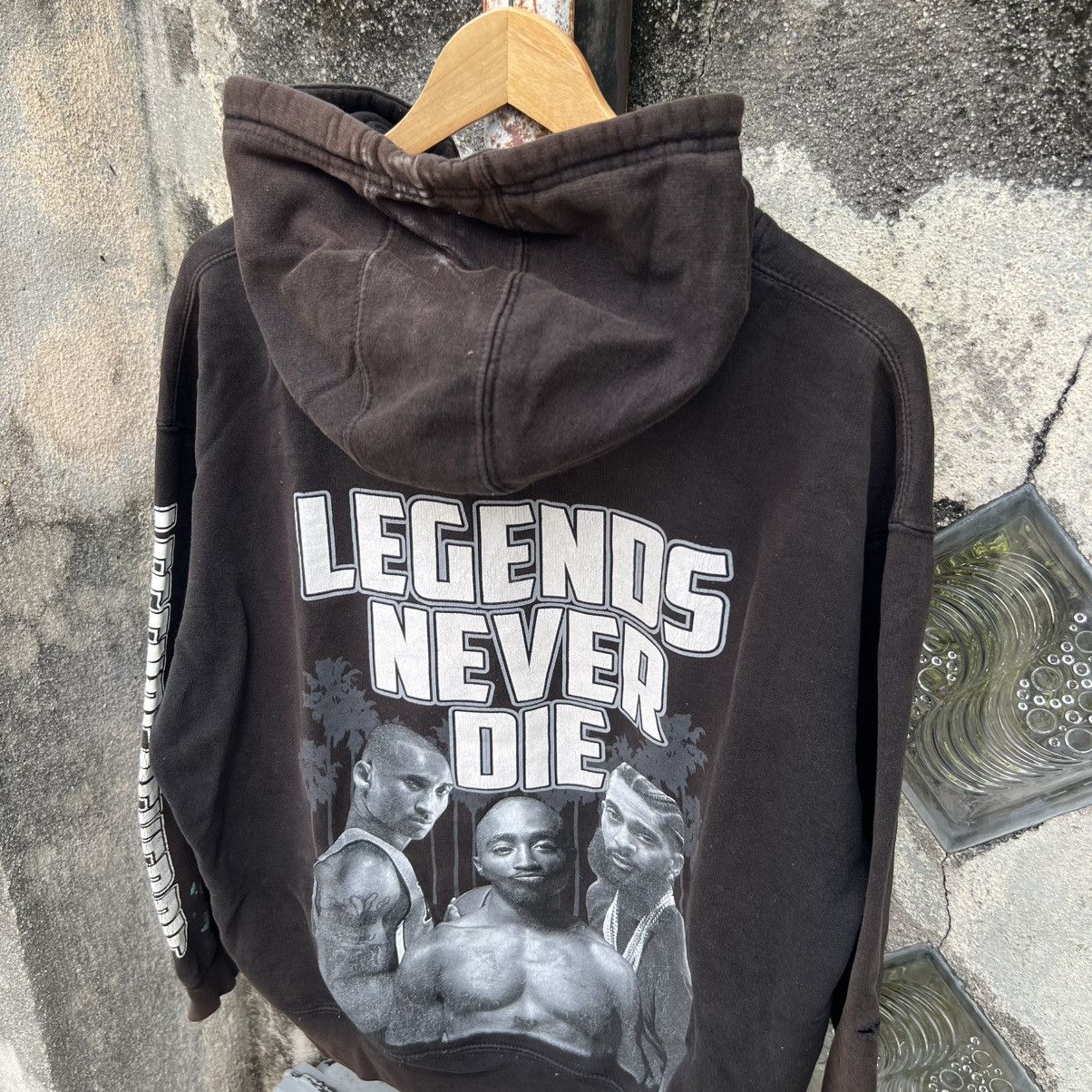 Other “LEGENDS NEVER DIE GRAPHIC HOODIE – KOBE TUPAC NIPSEY” Size US XL / EU 56 / 4 - 11 Thumbnail