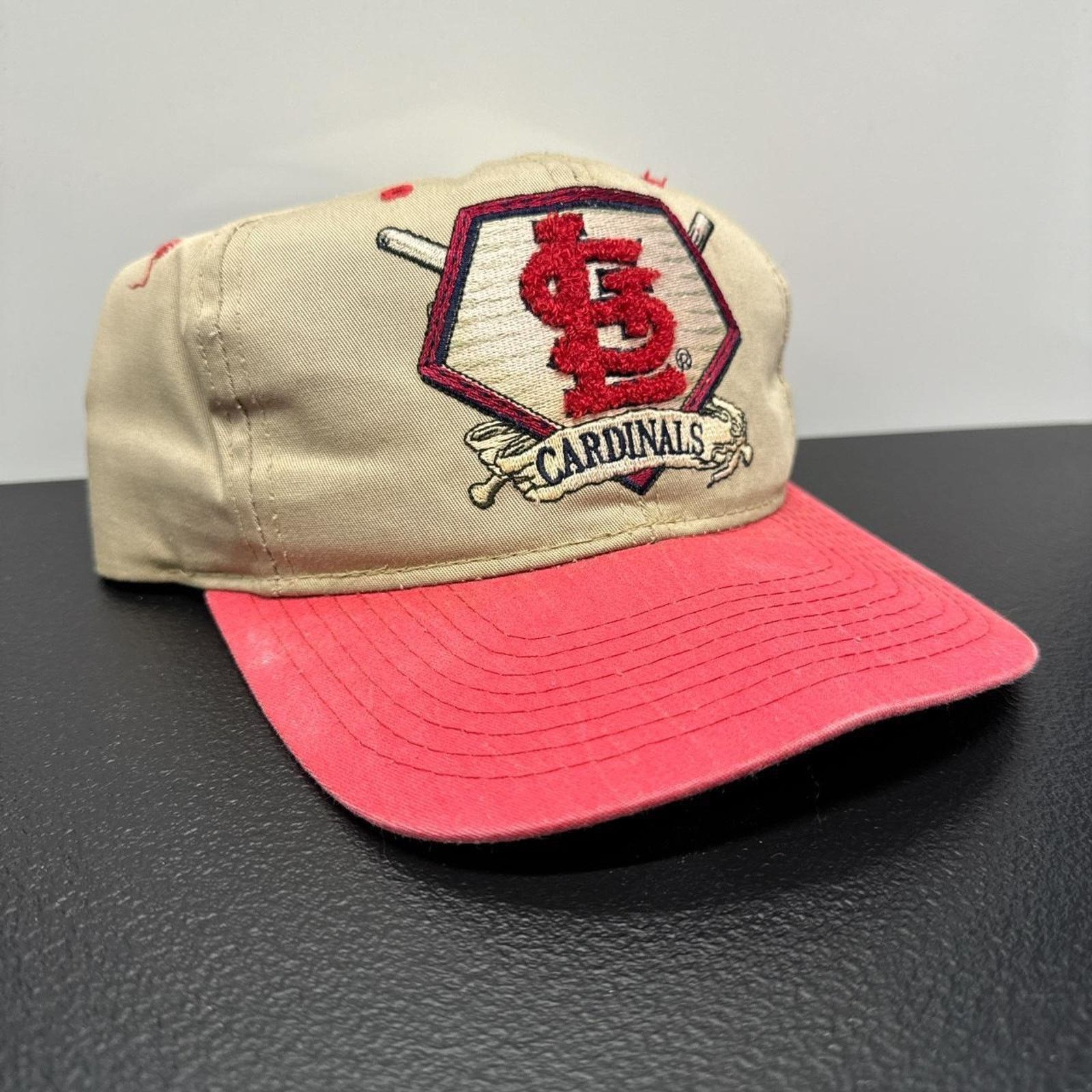 Starter × Vintage Louisville Cardinals Starter Vintage Paisley SnapBack Hat Size ONE SIZE - 1 Thumbnail