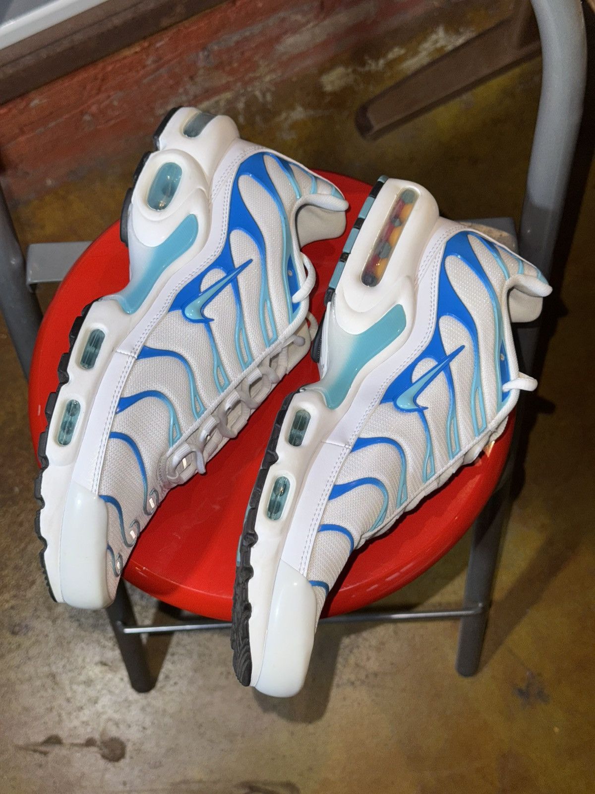 Nike Nike Air Max Plus TN White Polarised Blue Shoes Size US 9 / EU 42 - 4 Thumbnail