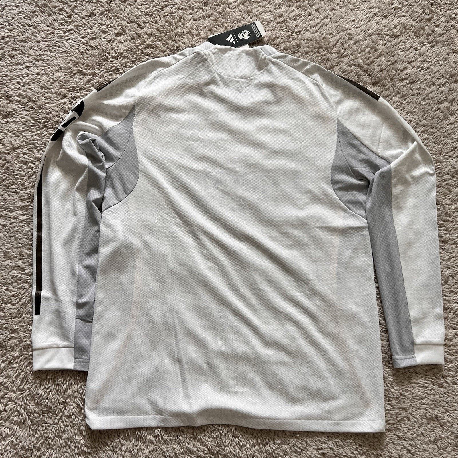 Adidas Adidas Real Madrid 25/26 Home Authentic Jersey Large NWT Size US L / EU 52-54 / 3 - 6 Thumbnail