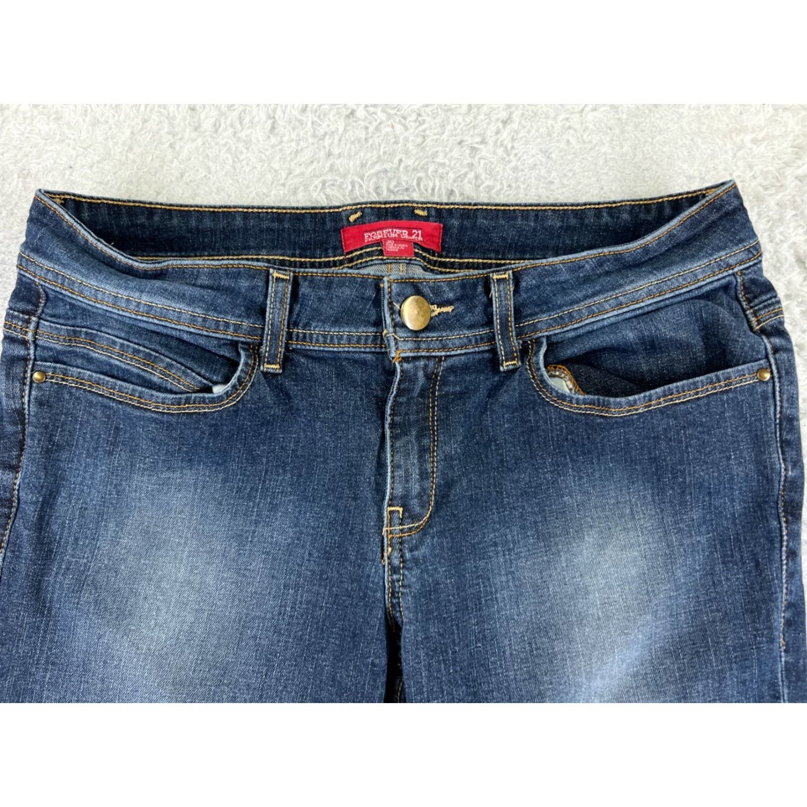 Forever 21 Forever 21 Jeans Womens 30 Blue Denim Flared Low Rise Cotton Blend 28x31 Size 30" / US 8 / IT 44 - 4 Thumbnail