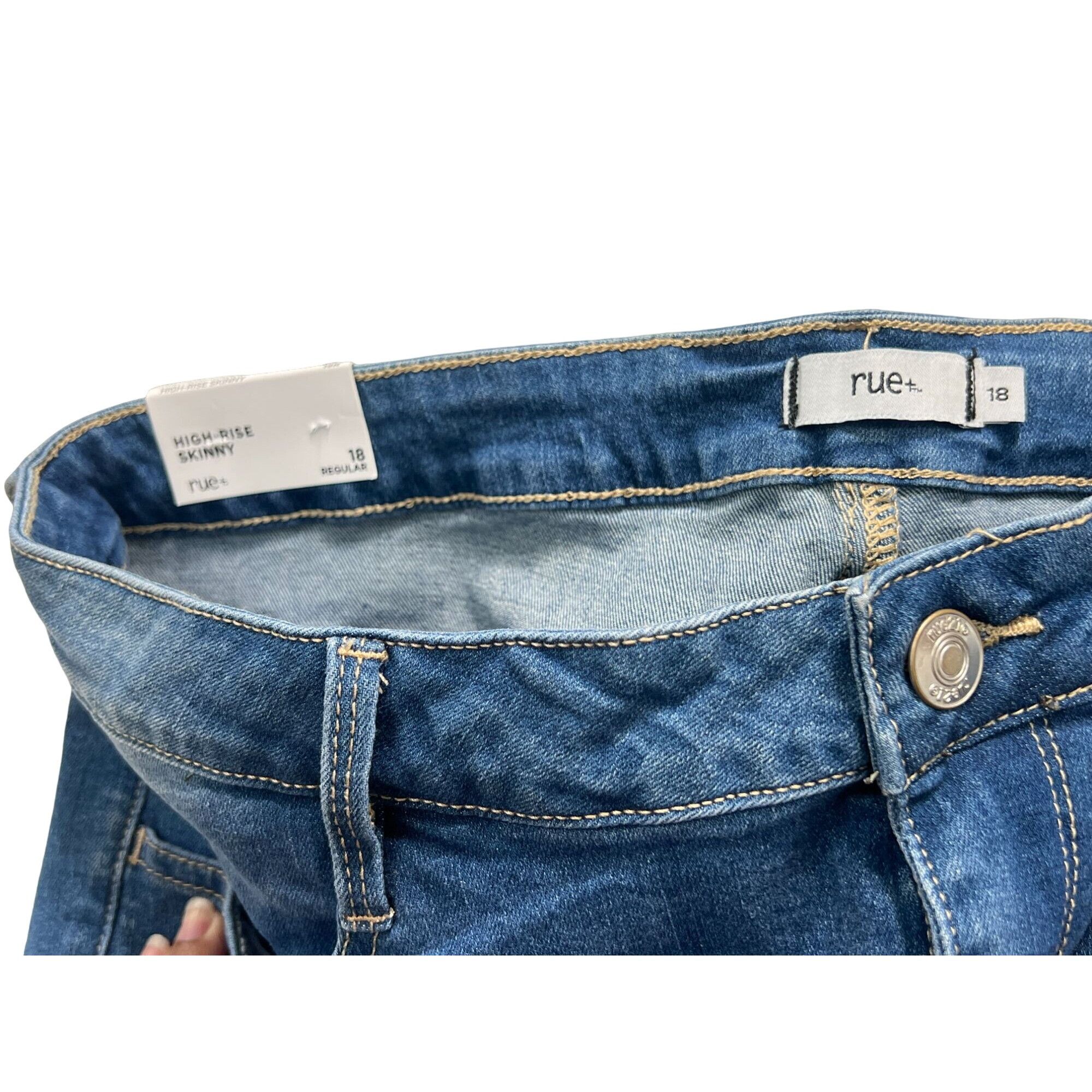 Other Rue + - Women's Ultimate Stretch High-Rise Skinny Jeans Dist Size 40" / US 18 - 12 Thumbnail