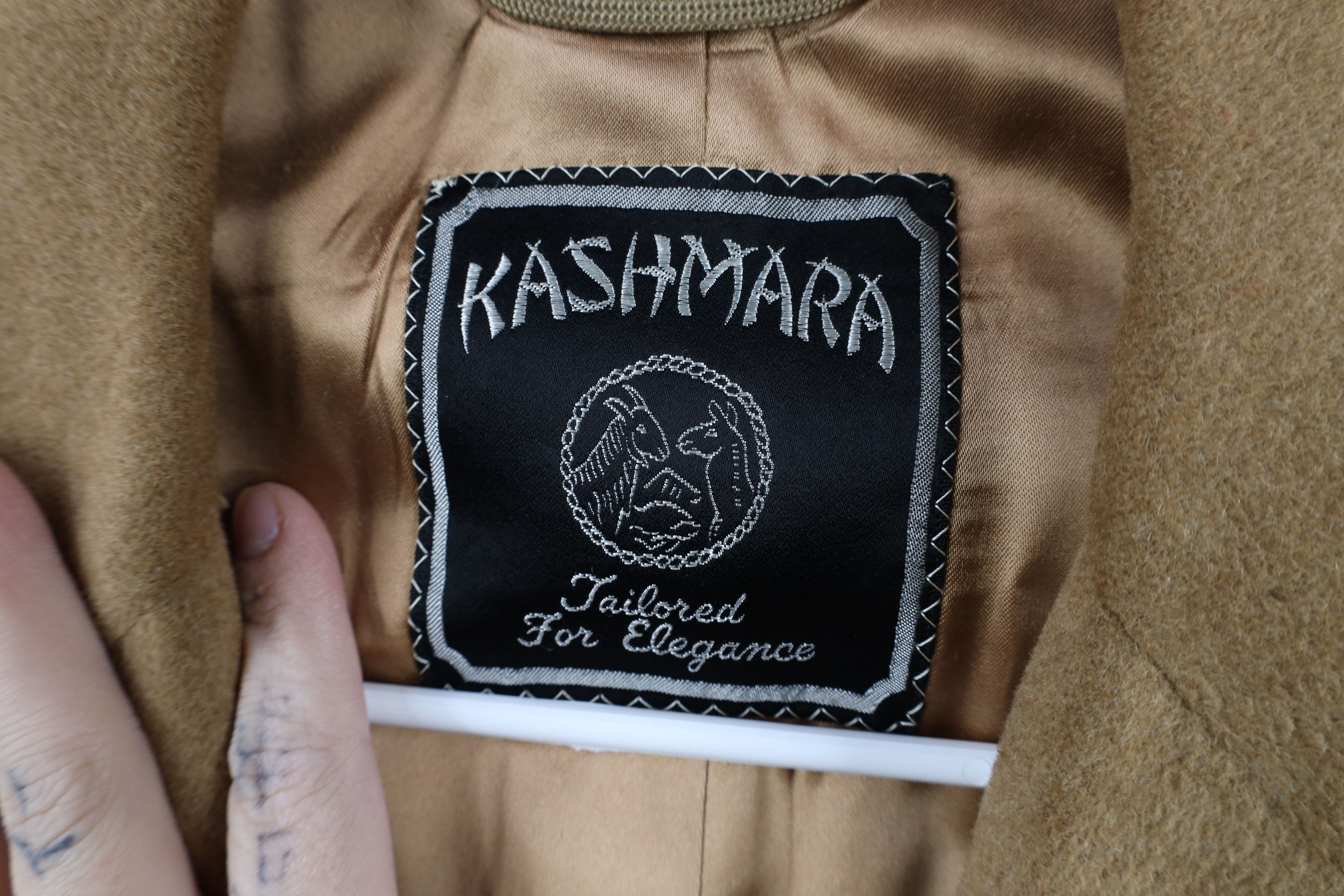 Vintage Vintage 70s Streetwear Alpacuna Overcoat Jacket Beige USA Size US L / EU 52-54 / 3 - 9 Thumbnail