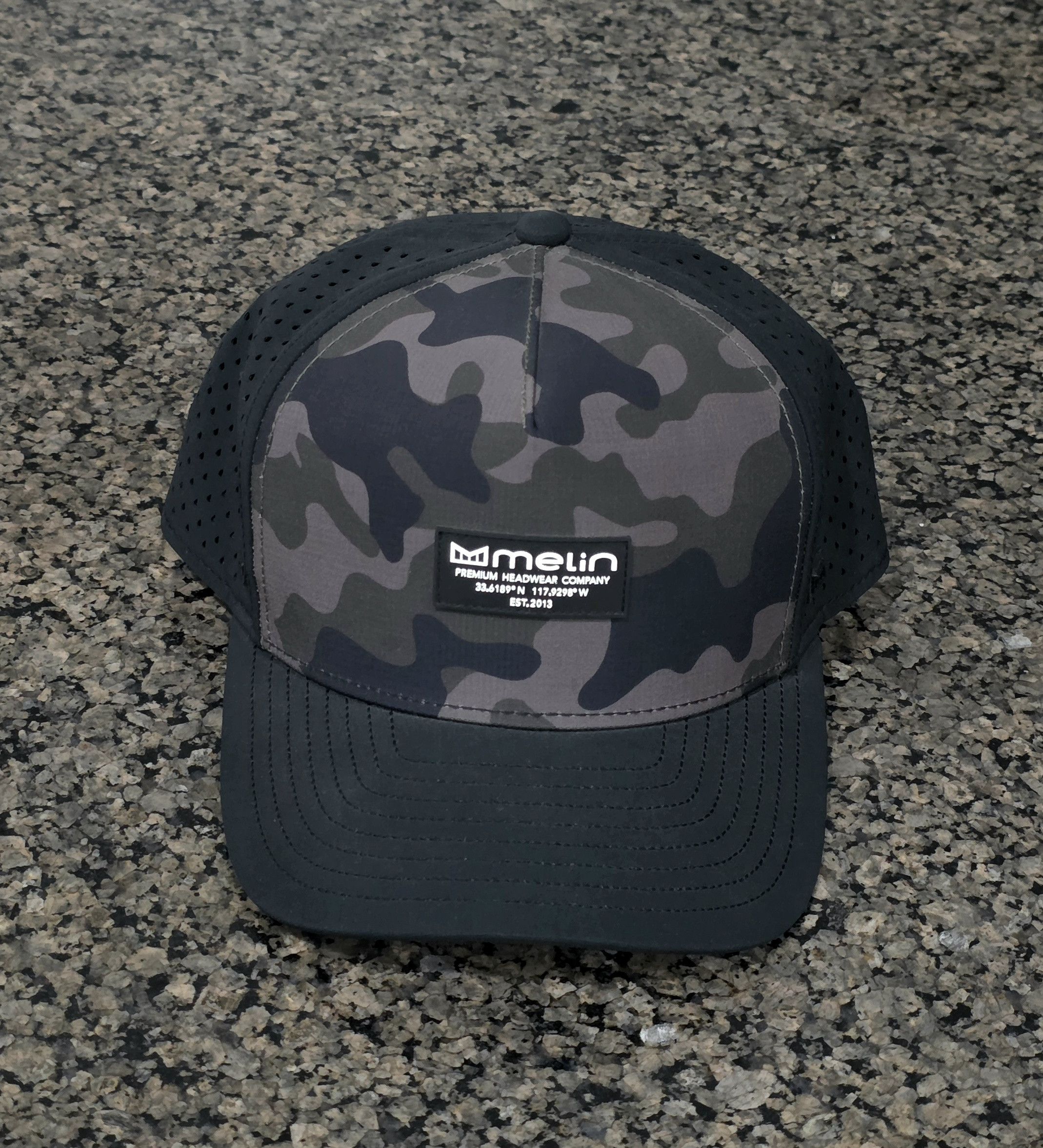 melin Melin Hydro Odyssey Brick Olive Camo Midnight Snapback 58cm Size ONE SIZE - 1 Thumbnail