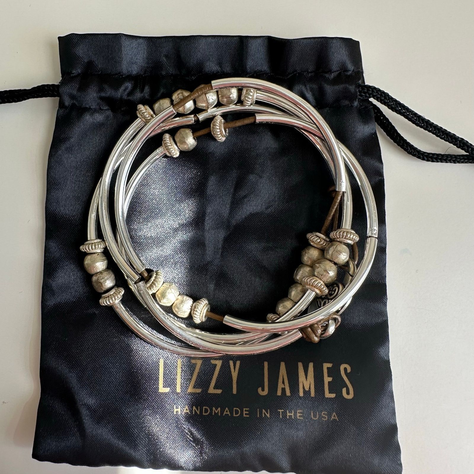 Other Silver Convertible Wrap Bracelet Necklace Lizzy James Size ONE SIZE - 1 Thumbnail