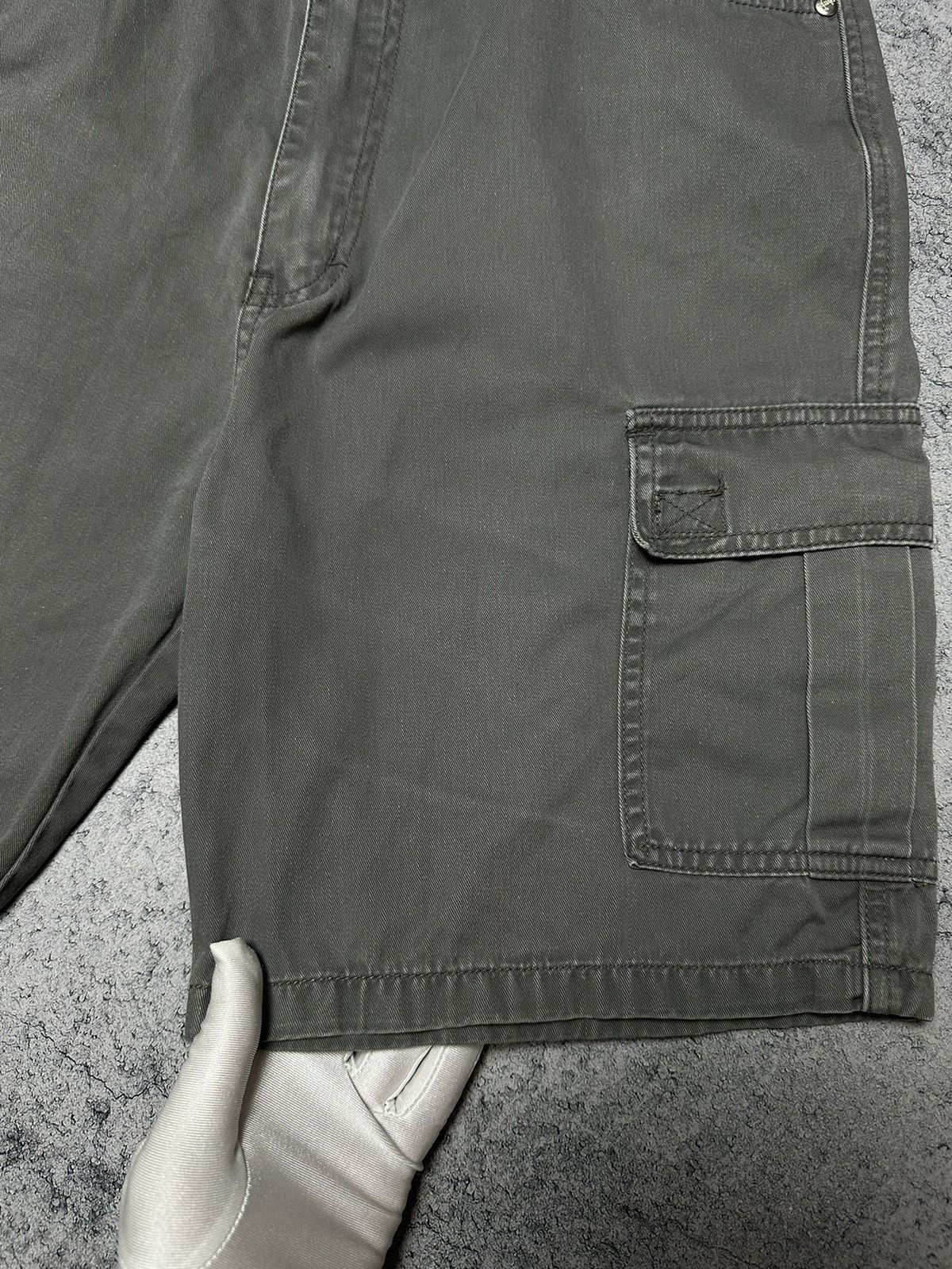 Levi's Vintage Levi’s Silver Tab Khakis Baggy Cargo Shorts Size US 30 / EU 46 - 11 Thumbnail